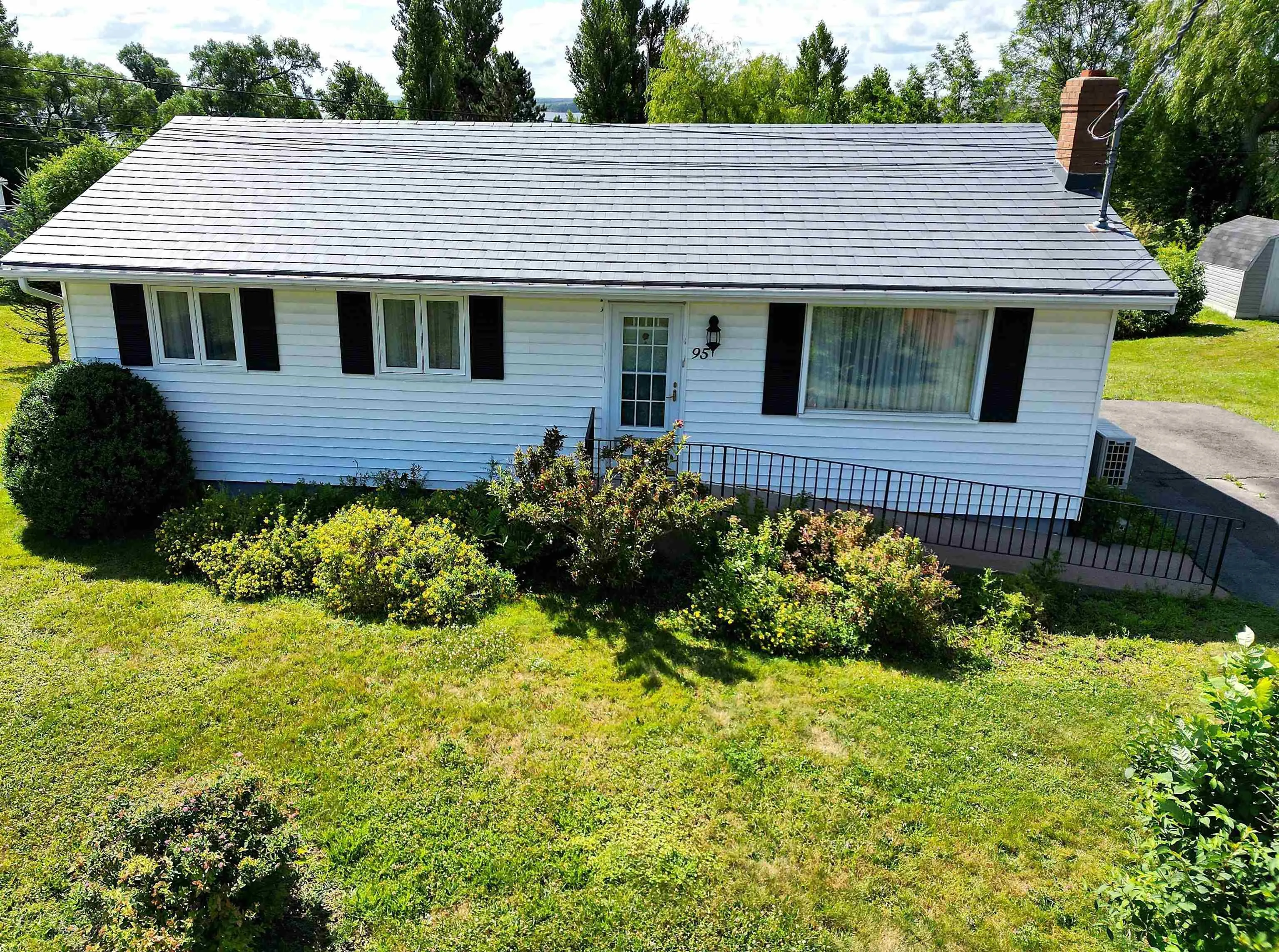95 Haliburton Rd, Pictou, NS B0K 1H0, 3 Bedrooms Bedrooms, ,1 BathroomBathrooms,Residential,For Sale,Haliburton Rd,202518534