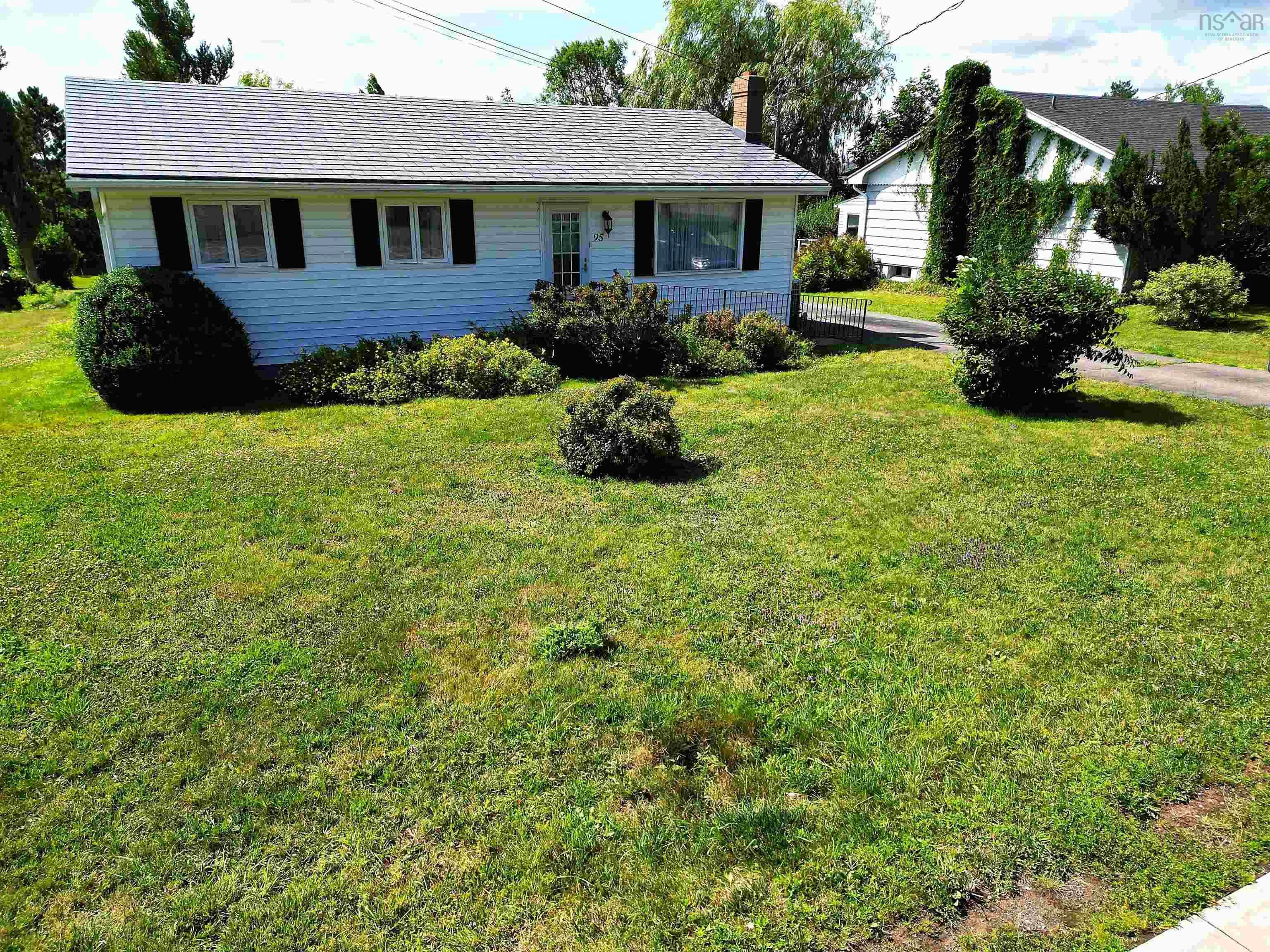 95 Haliburton Rd, Pictou, NS B0K 1H0, 3 Bedrooms Bedrooms, ,1 BathroomBathrooms,Residential,For Sale,Haliburton Rd,202518534