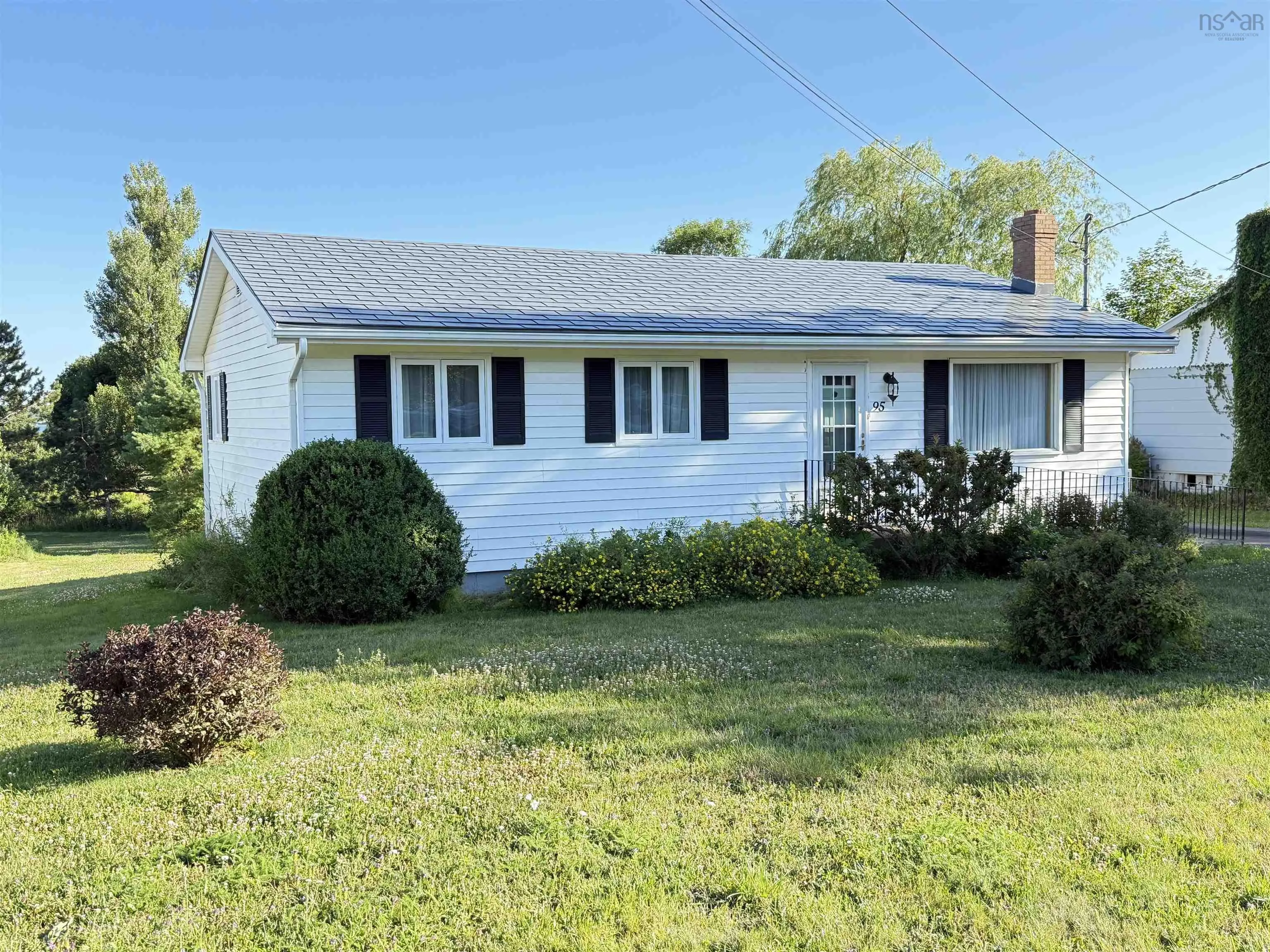 95 Haliburton Rd, Pictou, NS B0K 1H0, 3 Bedrooms Bedrooms, ,1 BathroomBathrooms,Residential,For Sale,Haliburton Rd,202518534