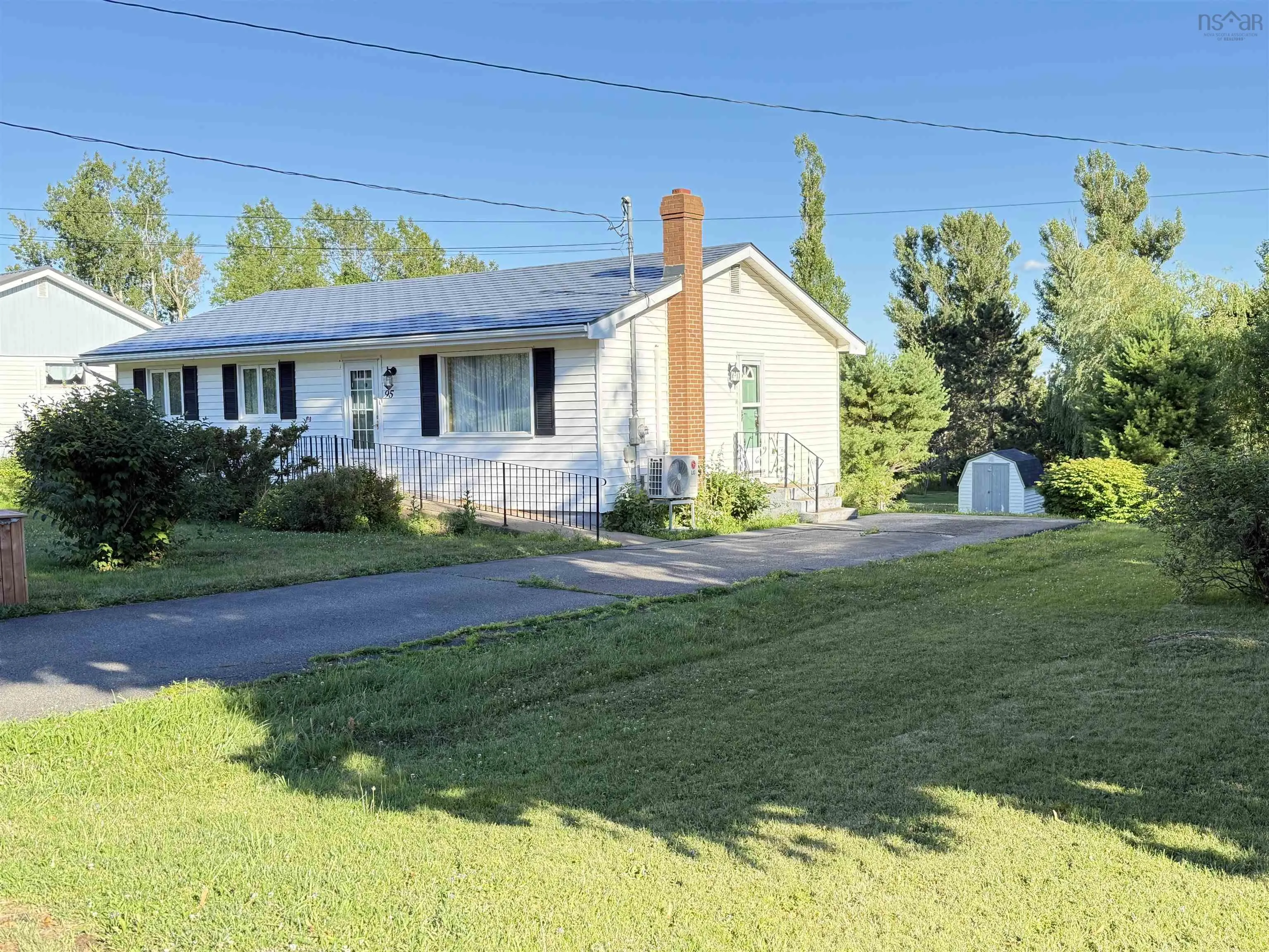 95 Haliburton Rd, Pictou, NS B0K 1H0, 3 Bedrooms Bedrooms, ,1 BathroomBathrooms,Residential,For Sale,Haliburton Rd,202518534