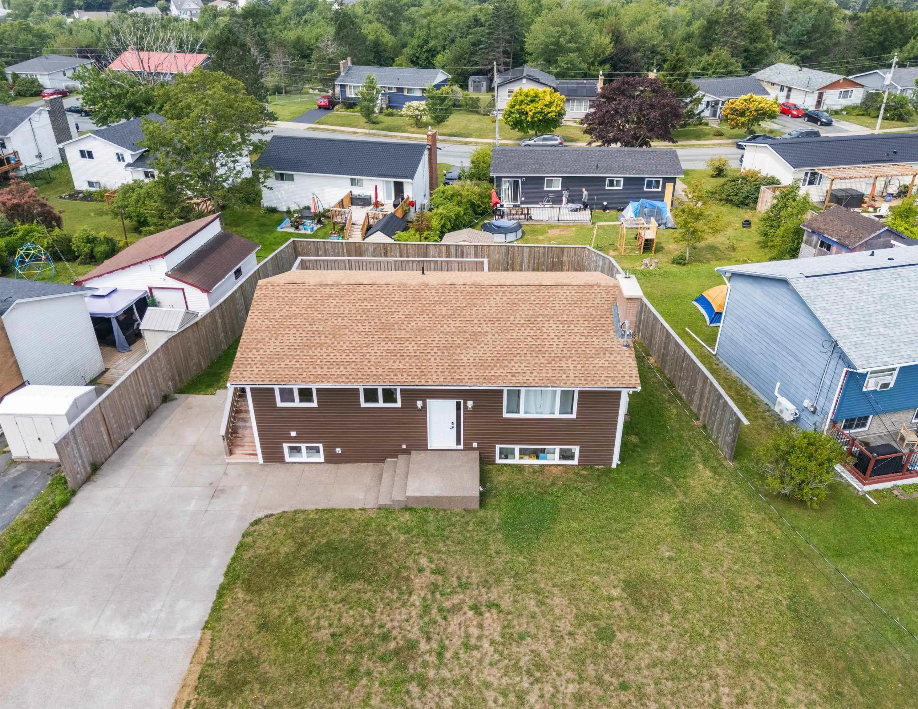 24 Sirius Crescent, Cole Harbour, NS B4E 3A6, 4 Bedrooms Bedrooms, ,3 BathroomsBathrooms,Residential,For Sale,Sirius,202520609
