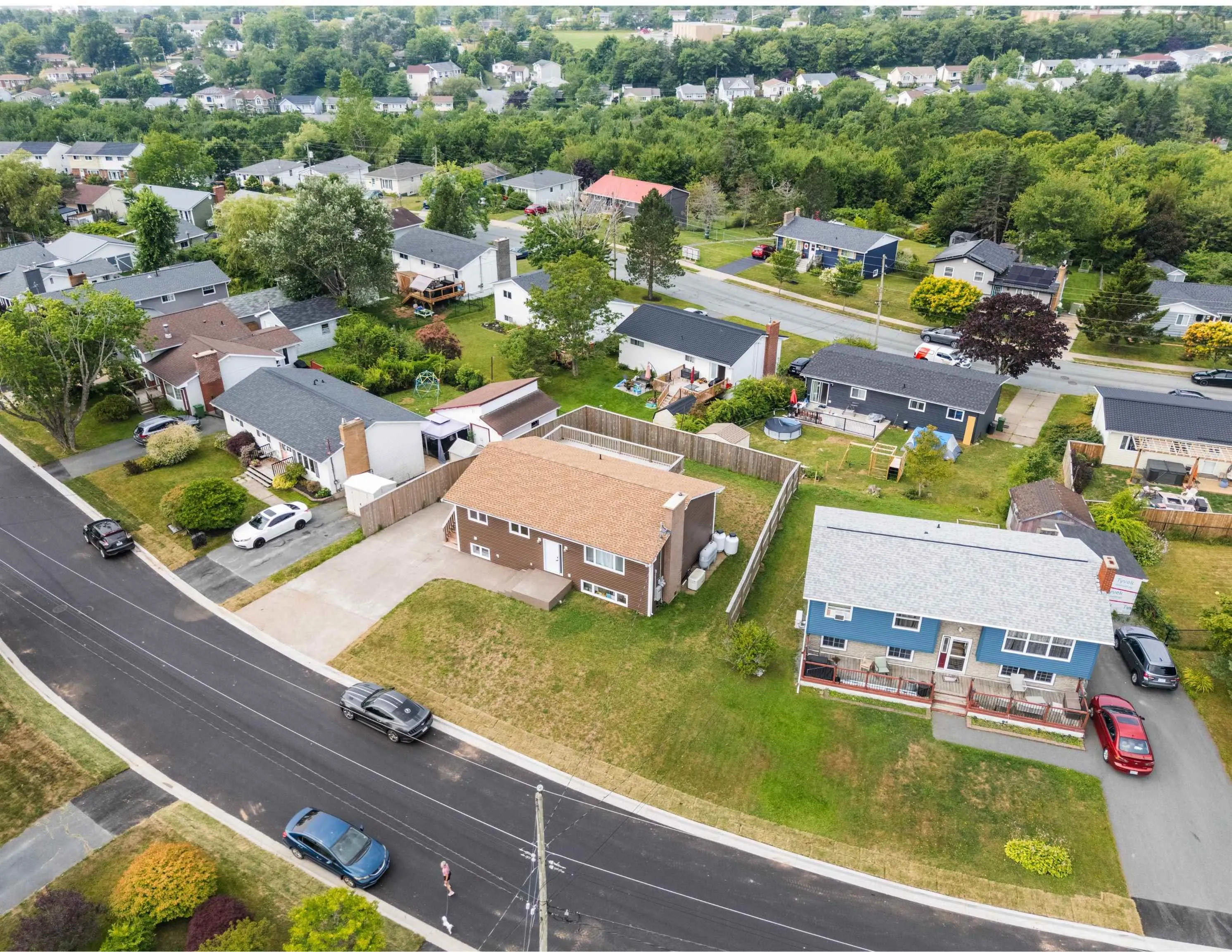 24 Sirius Crescent, Cole Harbour, NS B4E 3A6, 4 Bedrooms Bedrooms, ,3 BathroomsBathrooms,Residential,For Sale,Sirius,202520609