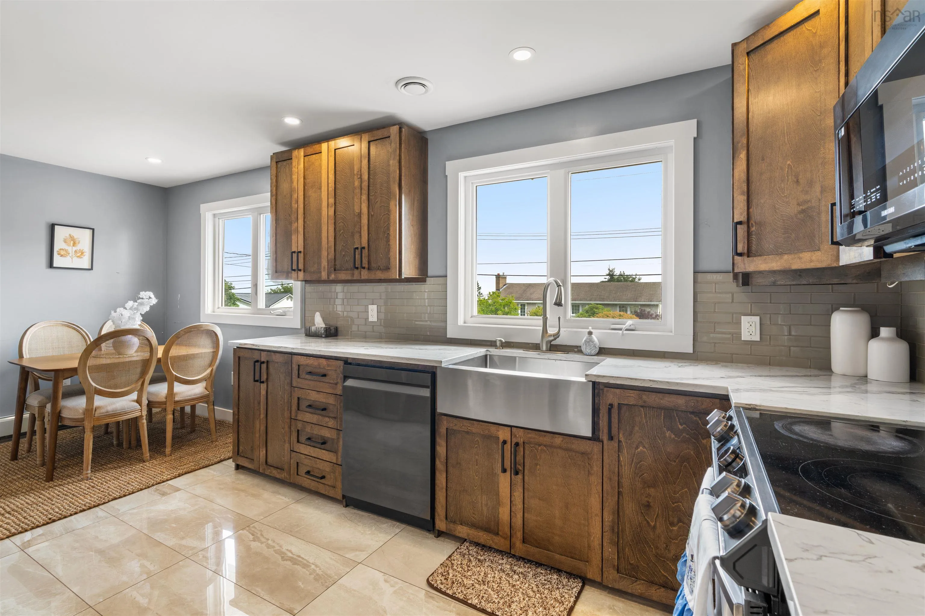 24 Sirius Crescent, Cole Harbour, NS B4E 3A6, 4 Bedrooms Bedrooms, ,3 BathroomsBathrooms,Residential,For Sale,Sirius,202520609