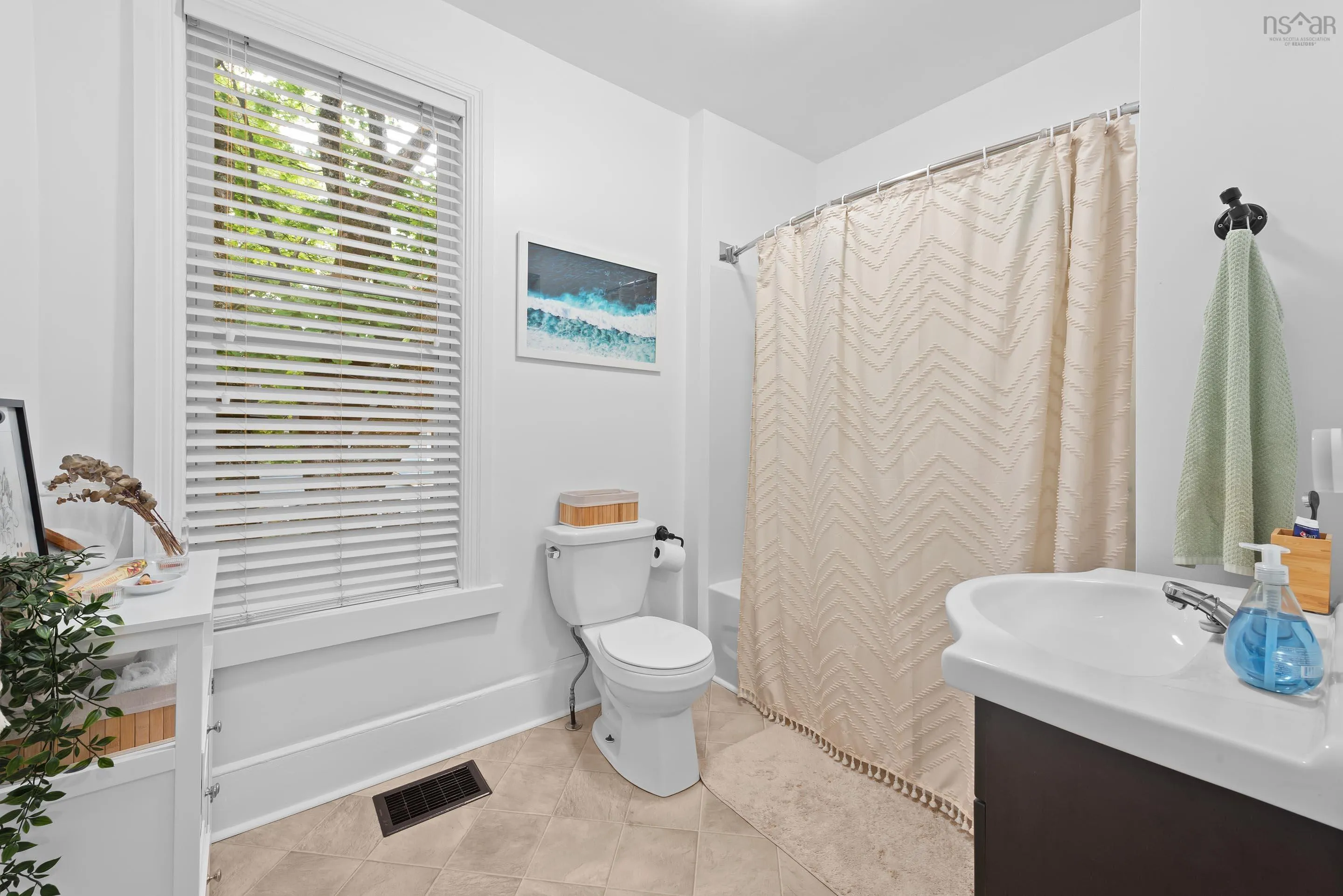 6021 Charles Street, Halifax, NS B3K 1K9, 5 Bedrooms Bedrooms, ,Residential Income,For Sale,Charles,202521684