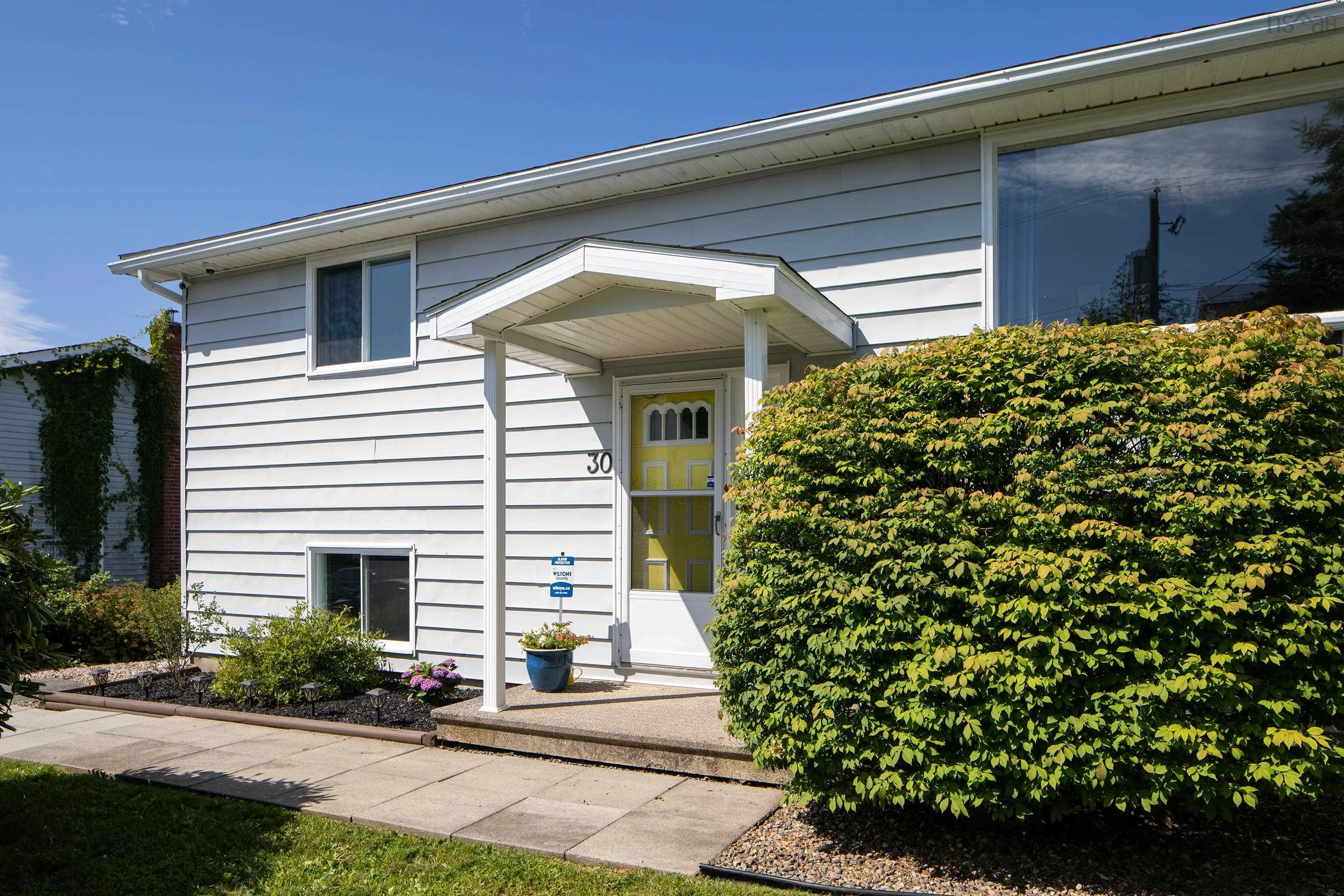 30 Inglewood, Cole Harbour, NS B2W 5W2, 3 Bedrooms Bedrooms, ,2 BathroomsBathrooms,Residential,For Sale,Inglewood,202520780