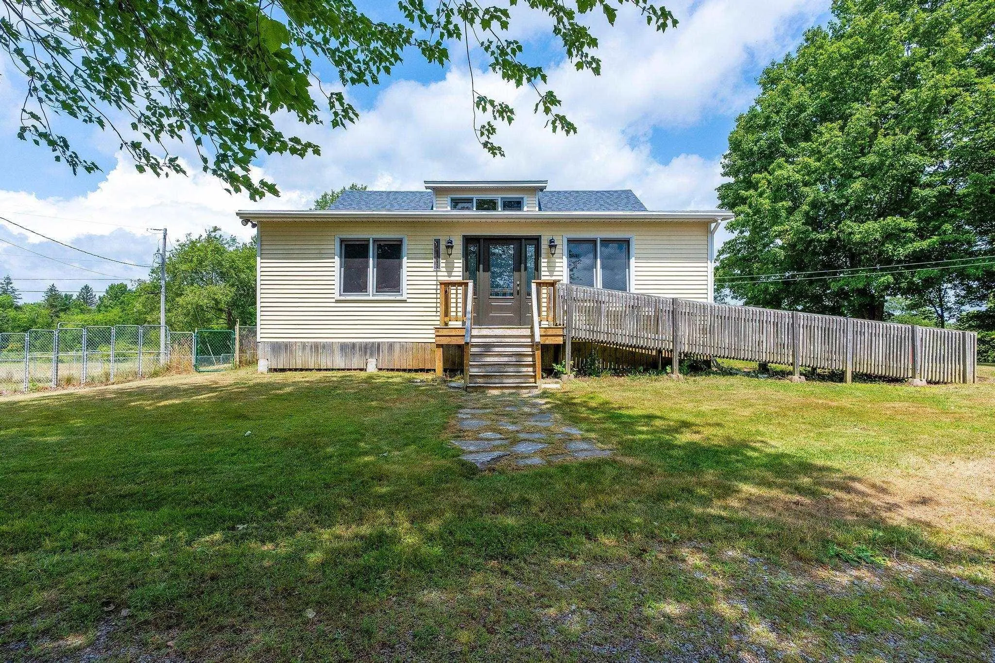 85 Greenhouse Road, Nictaux, NS B0S 1P0, 3 Bedrooms Bedrooms, ,2 BathroomsBathrooms,Farm,For Sale,Greenhouse,202519316