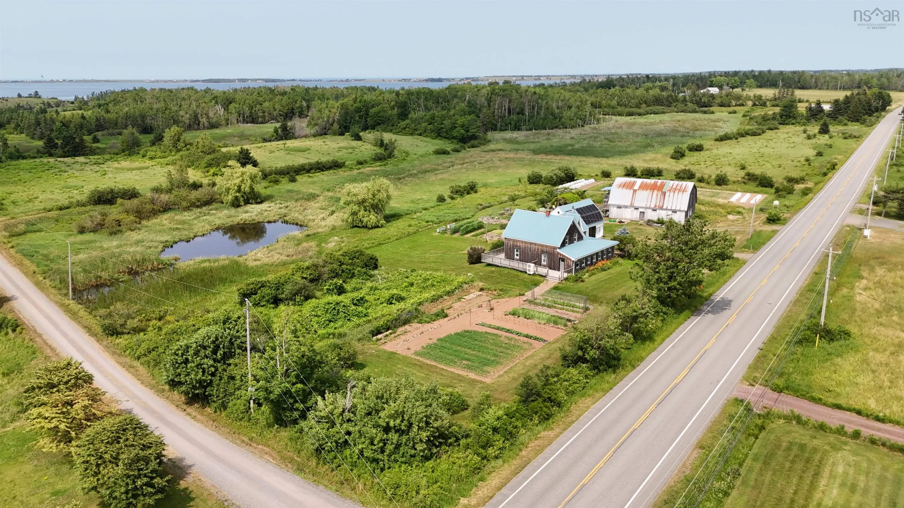 821 6 Highway, Marshville Ns B0k 1n0, 5 Bedrooms Bedrooms, ,2 BathroomsBathrooms,Residential,For Sale,6,202508332