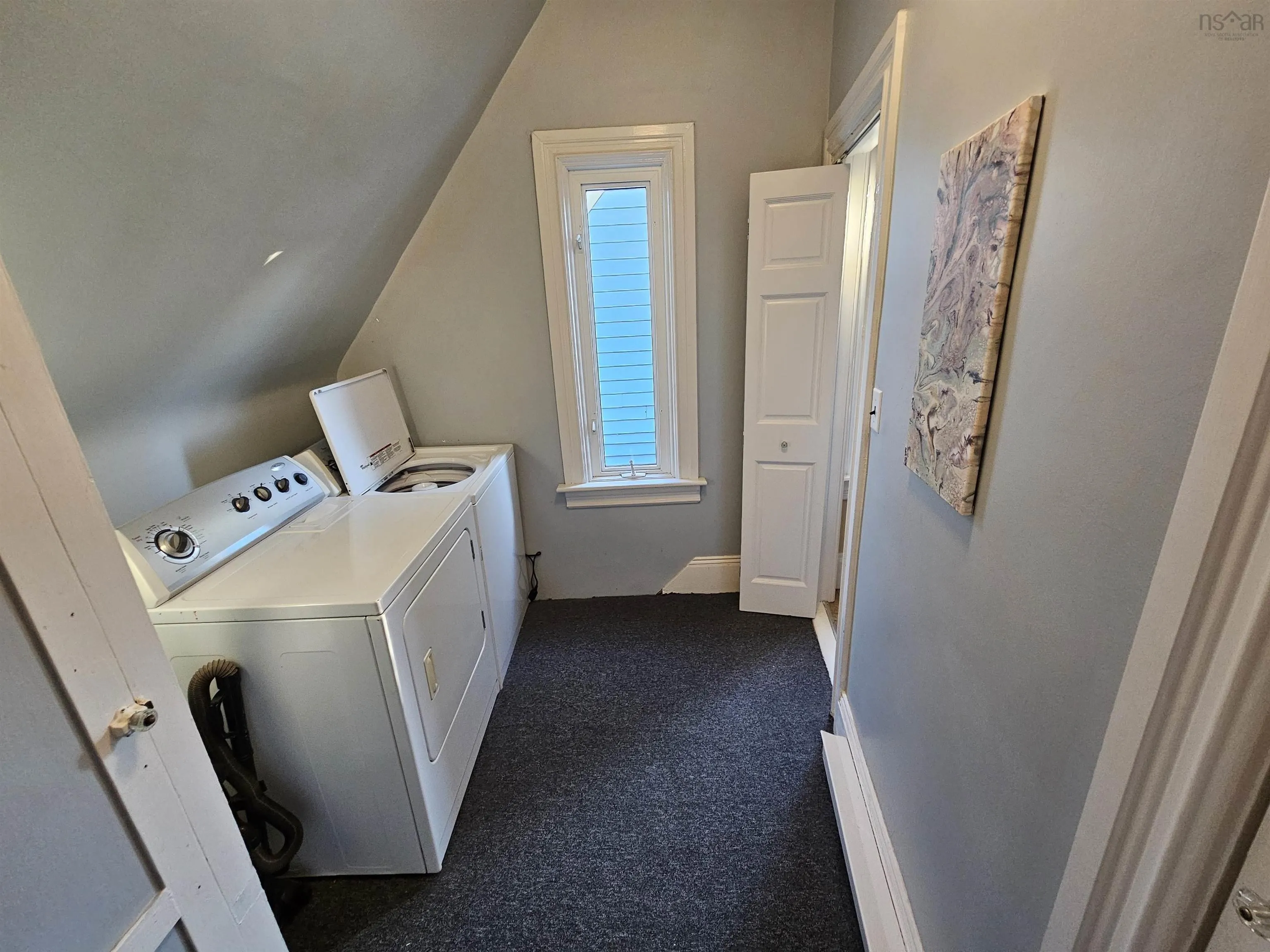 52 Ellis Street, Oxford, NS B0M 1P0, 5 Bedrooms Bedrooms, ,3 BathroomsBathrooms,Residential,For Sale,Ellis,202524892