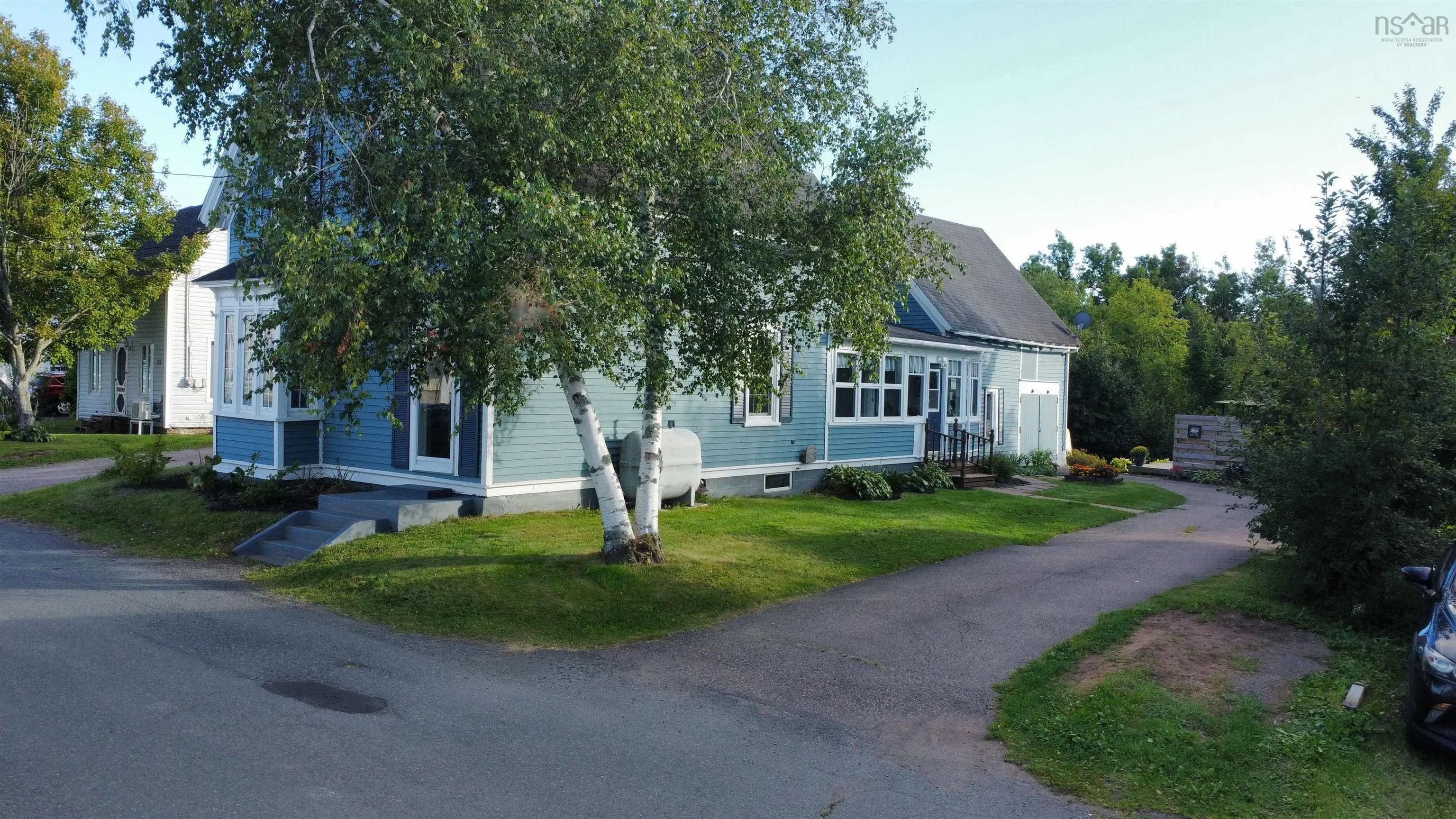 52 Ellis Street, Oxford, NS B0M 1P0, 5 Bedrooms Bedrooms, ,3 BathroomsBathrooms,Residential,For Sale,Ellis,202524892