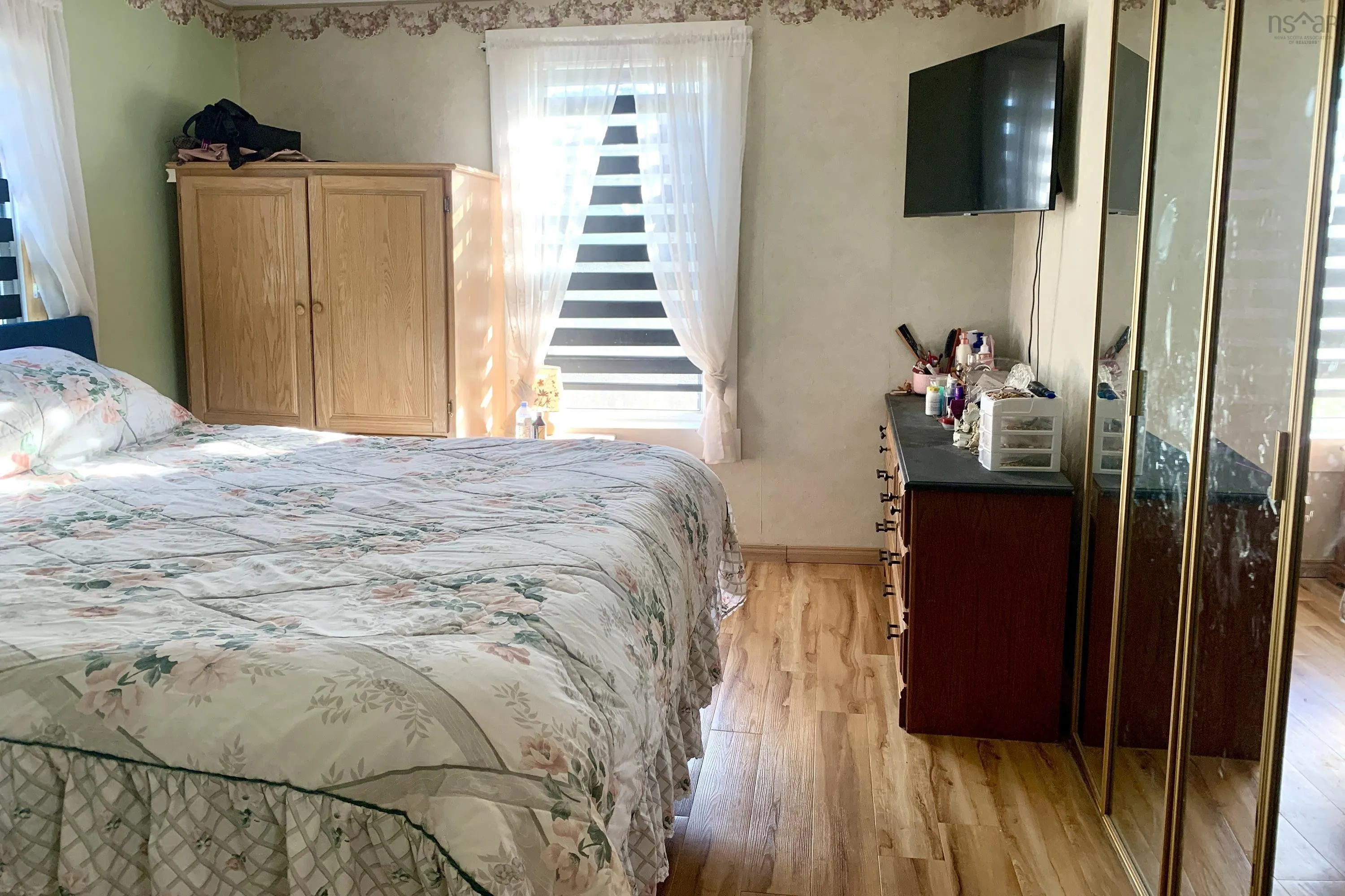37 Morris Street, Springhill, NS B0M 1X0, 4 Bedrooms Bedrooms, ,2 BathroomsBathrooms,Residential,For Sale,Morris,202517017