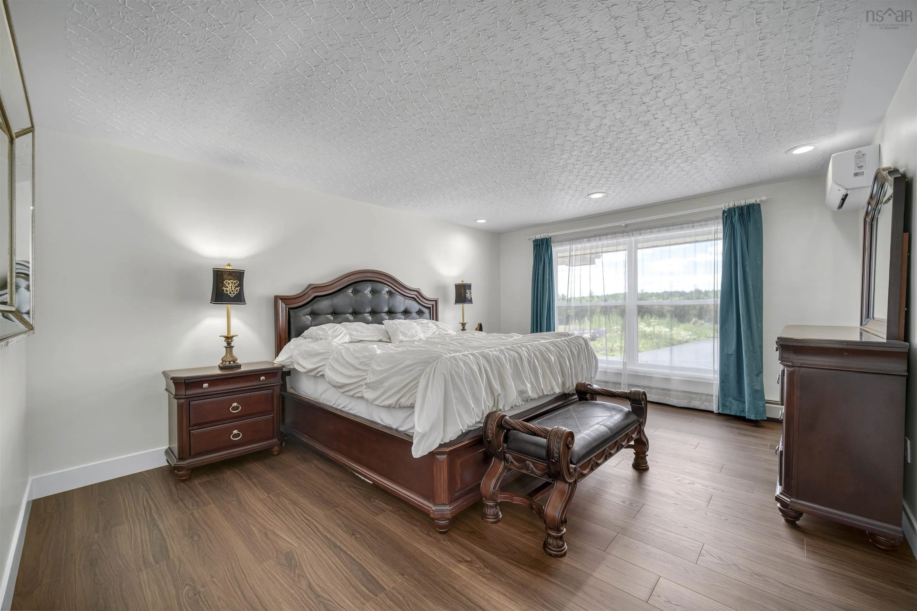 1007 Waverley Road, Dartmouth, NS B2R 1W7, 3 Bedrooms Bedrooms, ,3 BathroomsBathrooms,Residential,For Sale,Waverley,202519064
