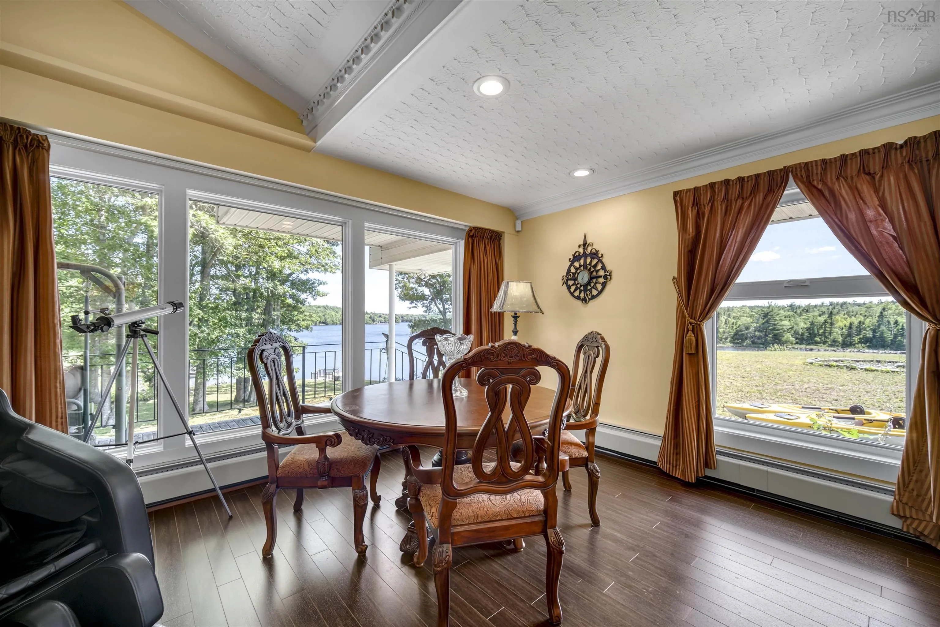 1007 Waverley Road, Dartmouth, NS B2R 1W7, 3 Bedrooms Bedrooms, ,3 BathroomsBathrooms,Residential,For Sale,Waverley,202519064