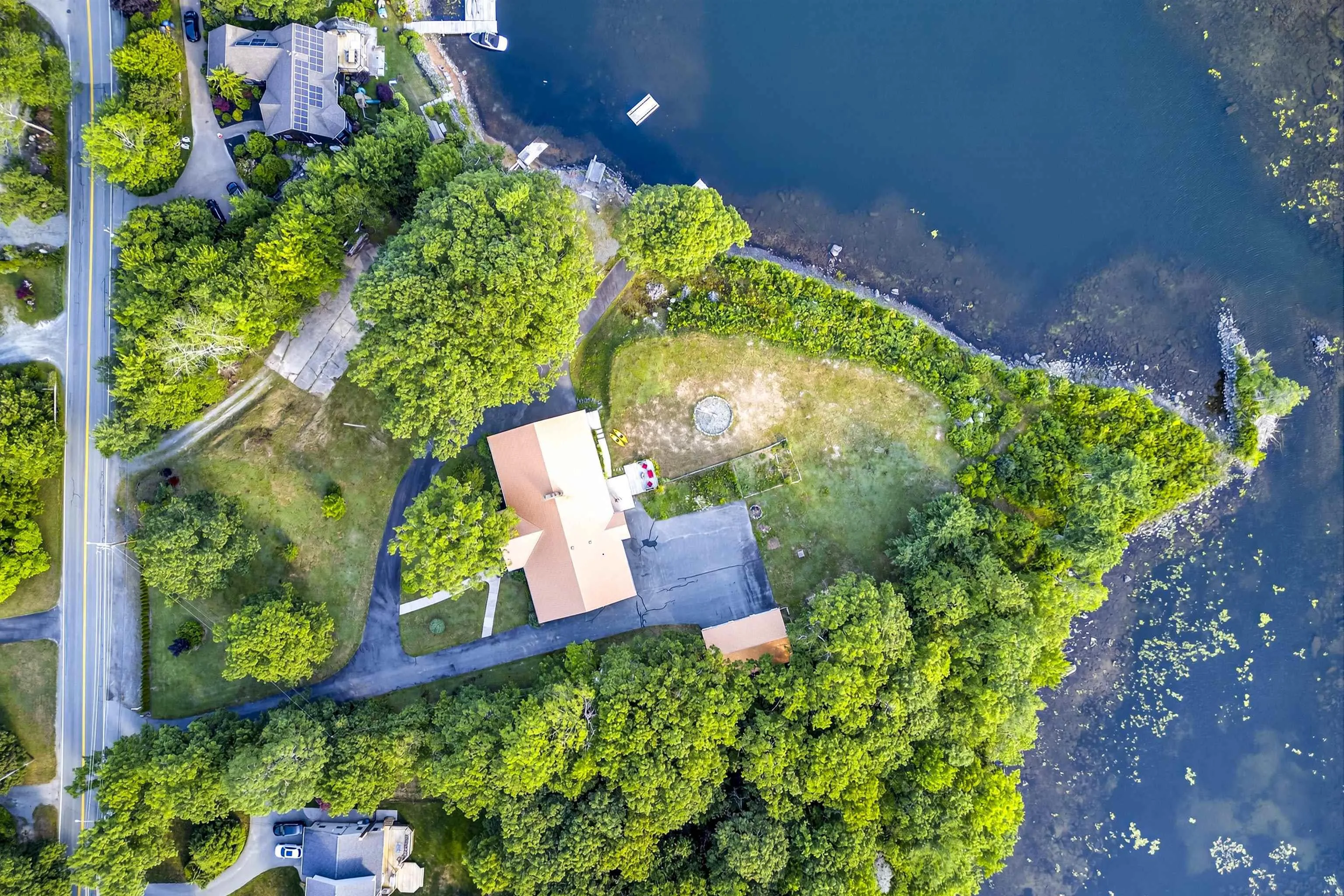 1007 Waverley Road, Dartmouth, NS B2R 1W7, 3 Bedrooms Bedrooms, ,3 BathroomsBathrooms,Residential,For Sale,Waverley,202519064