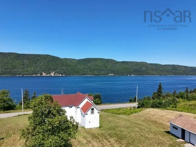 11 Kellys Lane, Englishtown, NS B0E 1B0, 3 Bedrooms Bedrooms, ,1 BathroomBathrooms,Residential,For Sale,Kellys,202521503