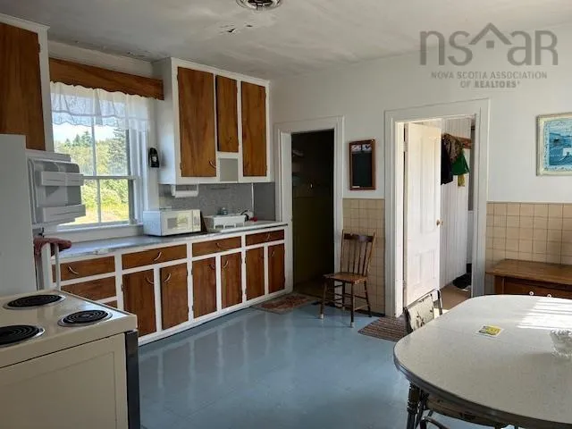 11 Kellys Lane, Englishtown, NS B0E 1B0, 3 Bedrooms Bedrooms, ,1 BathroomBathrooms,Residential,For Sale,Kellys,202521503