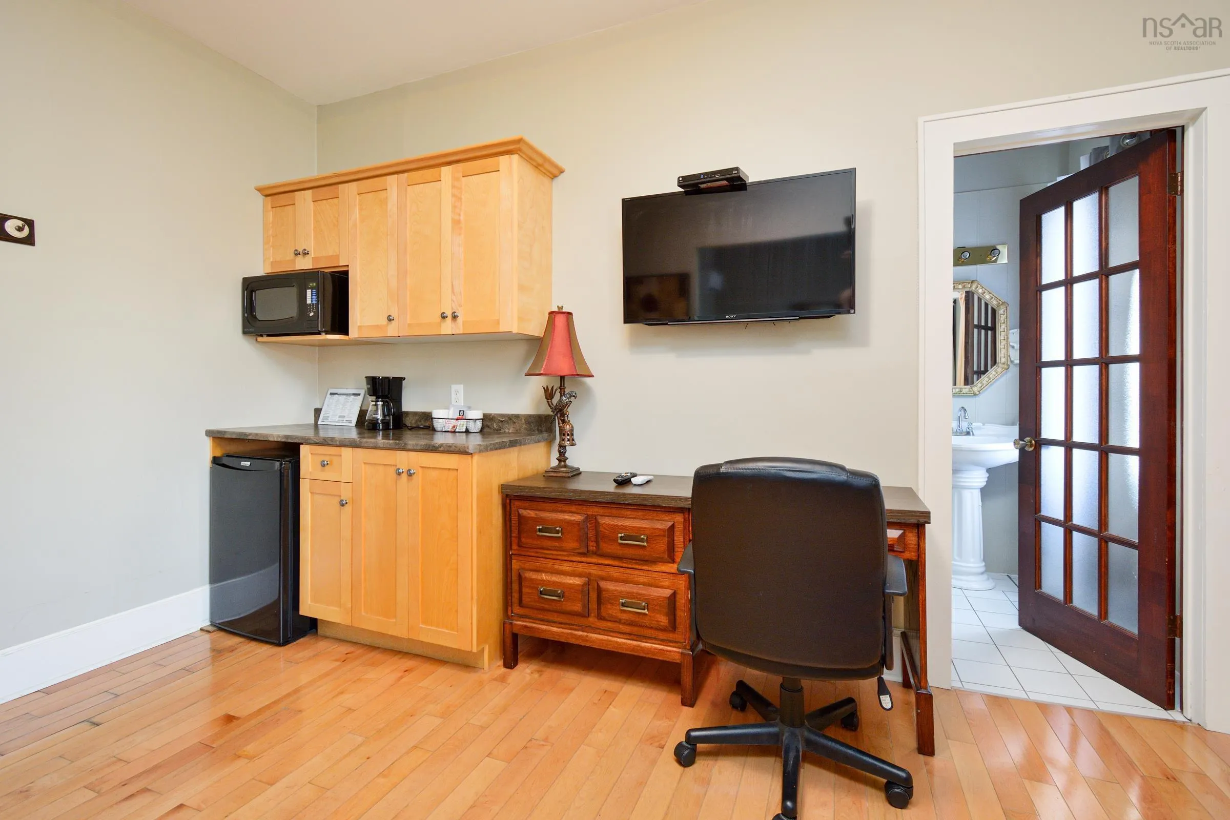 10 Pitt Street, Sydney, NS B1P 5X3, ,Commercial Sale,For Sale,Pitt,202501171