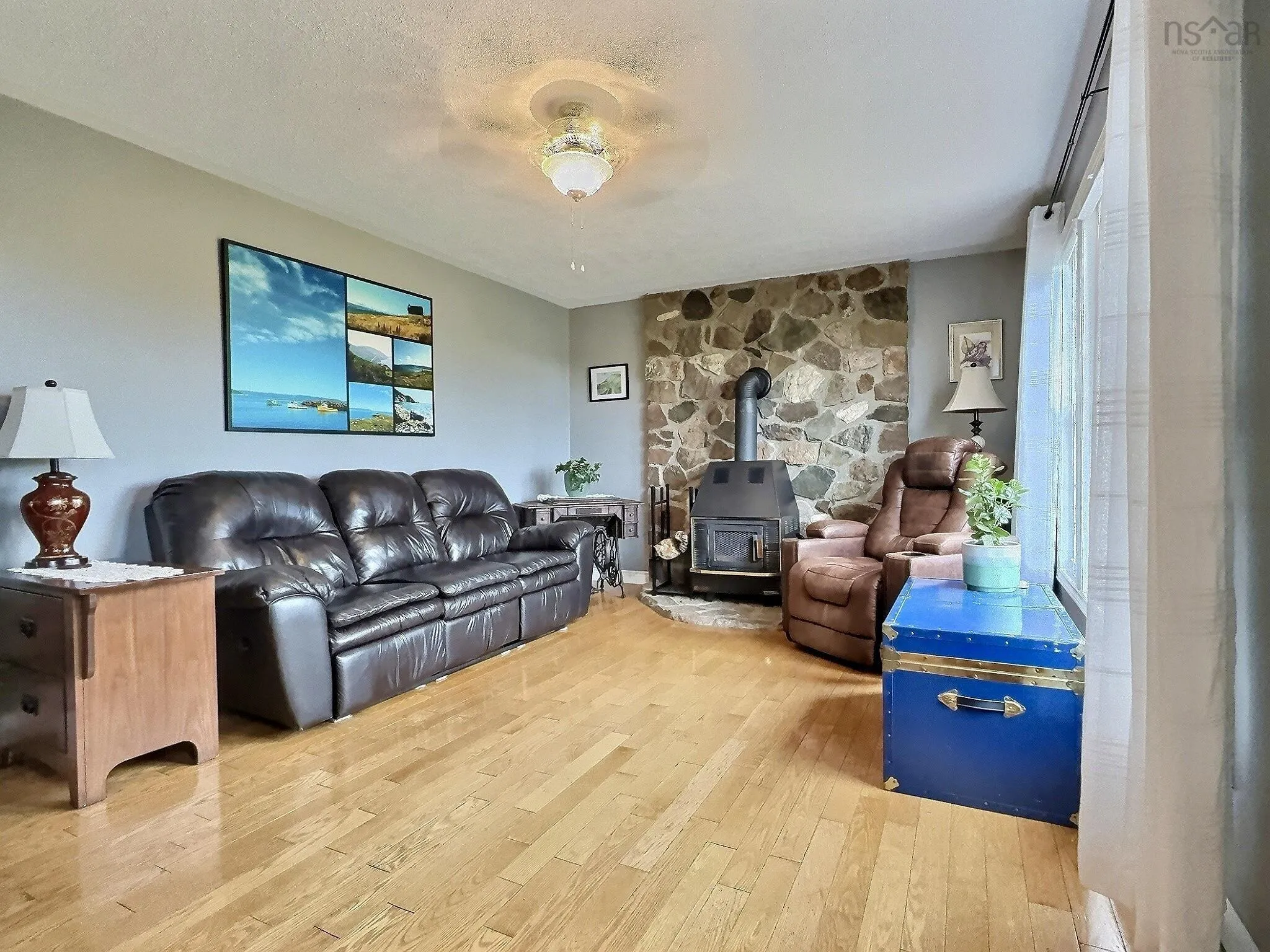 15776 Cabot Trail Road, Chéticamp, NS B0E 1H0, 3 Bedrooms Bedrooms, ,2 BathroomsBathrooms,Residential,For Sale,Cabot Trail,202521714