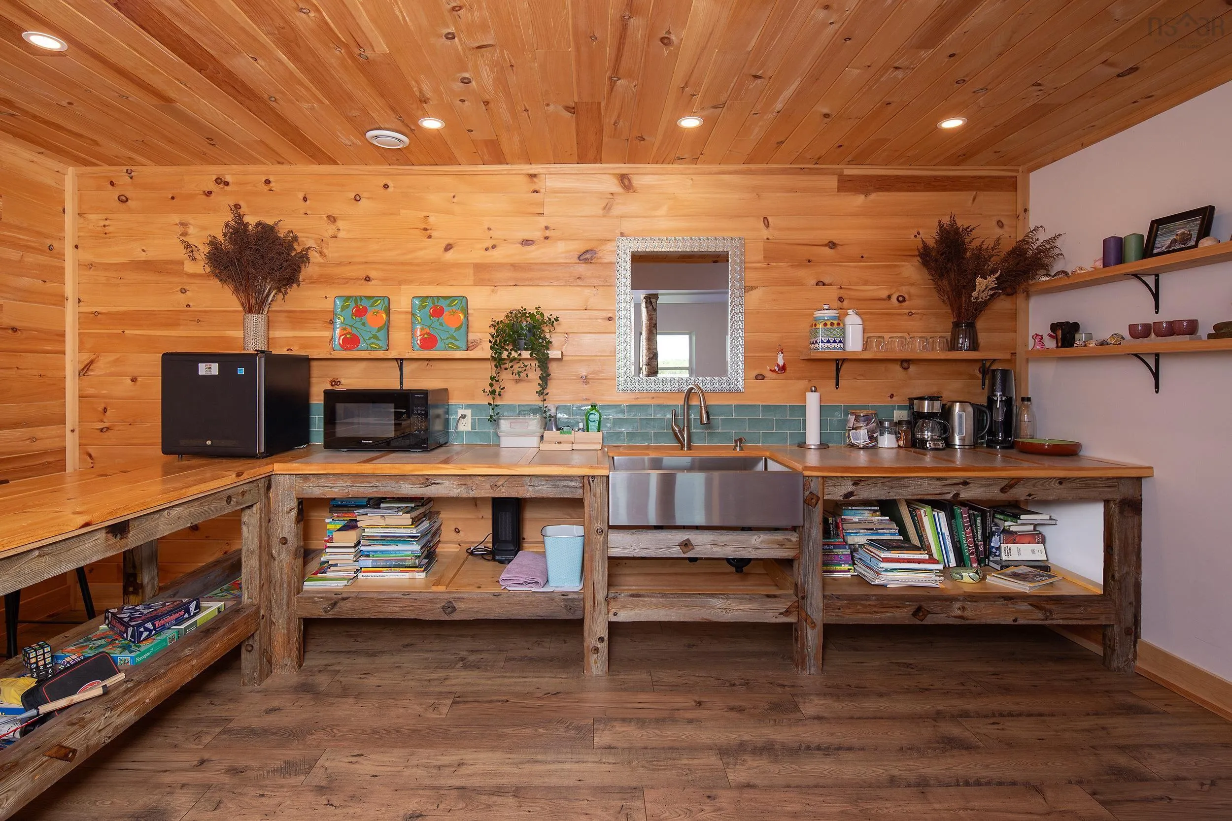 1634 Camperdown Road, Camperdown, NS B4V 6S5, 4 Bedrooms Bedrooms, ,3 BathroomsBathrooms,Residential,For Sale,Camperdown,202519482