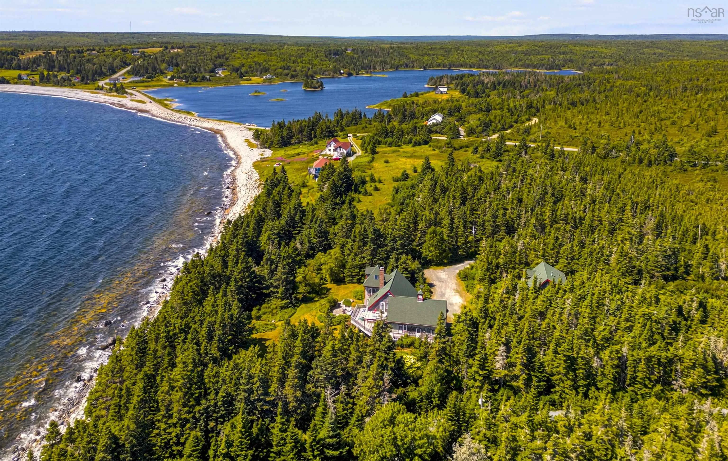 20 Pierce Point Road, Western Head, NS B0T 1K0, 3 Bedrooms Bedrooms, ,4 BathroomsBathrooms,Residential,For Sale,Pierce Point,202521985