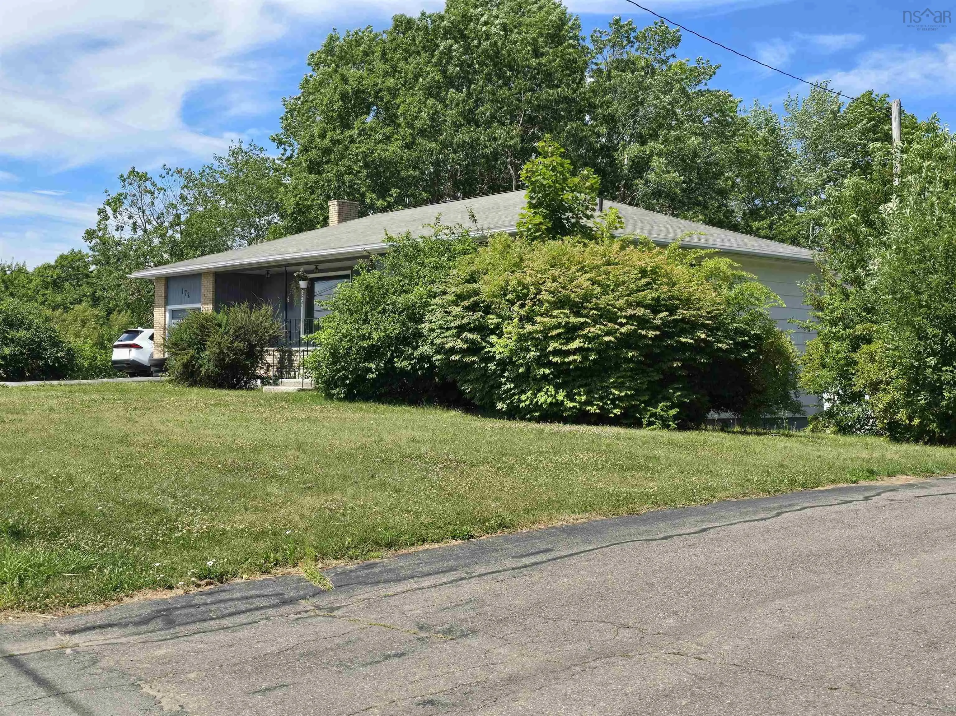 172 North Street, Bridgewater, NS B4V 2V6, ,Commercial Sale,For Sale,North,202518782