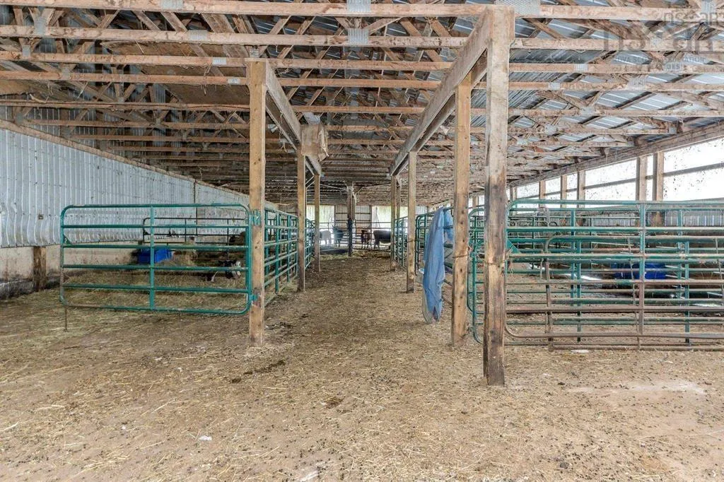 894 Morden Road, Weltons Corner, NS B0P 1C0, 5 Bedrooms Bedrooms, ,3 BathroomsBathrooms,Farm,For Sale,Morden,202524922