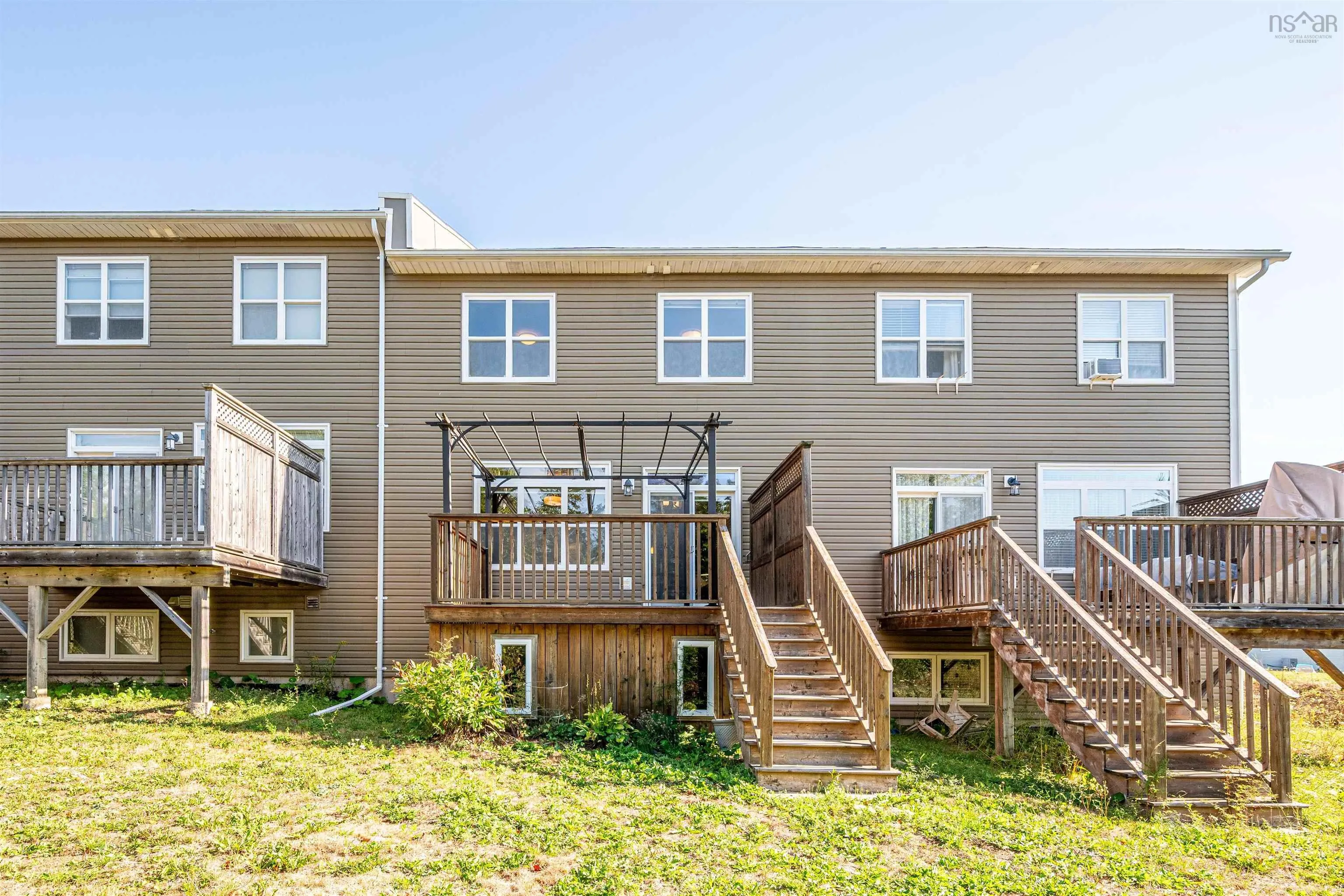 94 Larkview Terrace, Bedford West, NS B4B 0H3, 4 Bedrooms Bedrooms, ,4 BathroomsBathrooms,Residential,For Sale,Larkview,202523186