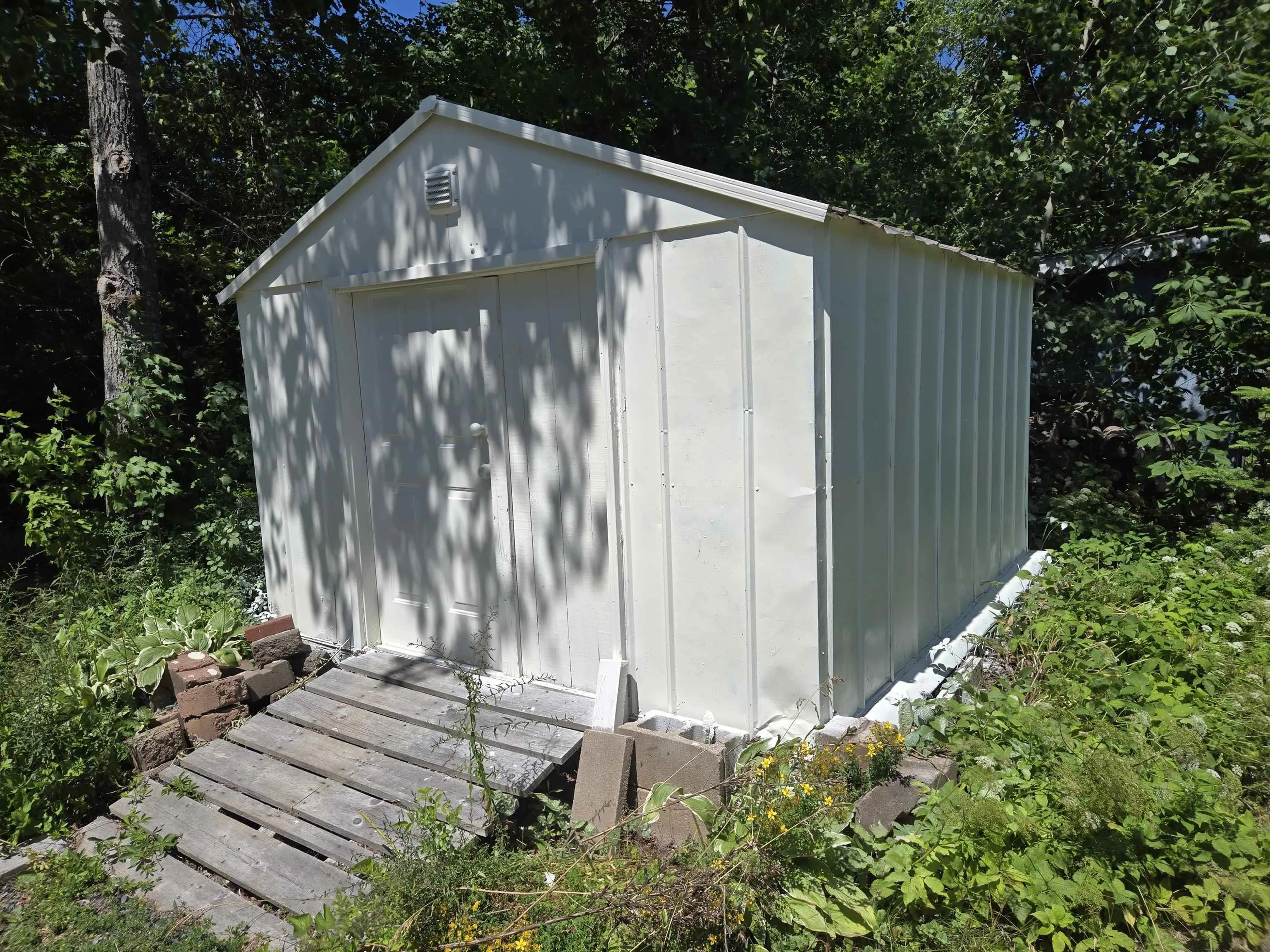 32 Murray Drive, Bridgewater, NS B4V 2M7, 3 Bedrooms Bedrooms, ,2 BathroomsBathrooms,Residential,For Sale,Murray,202517551