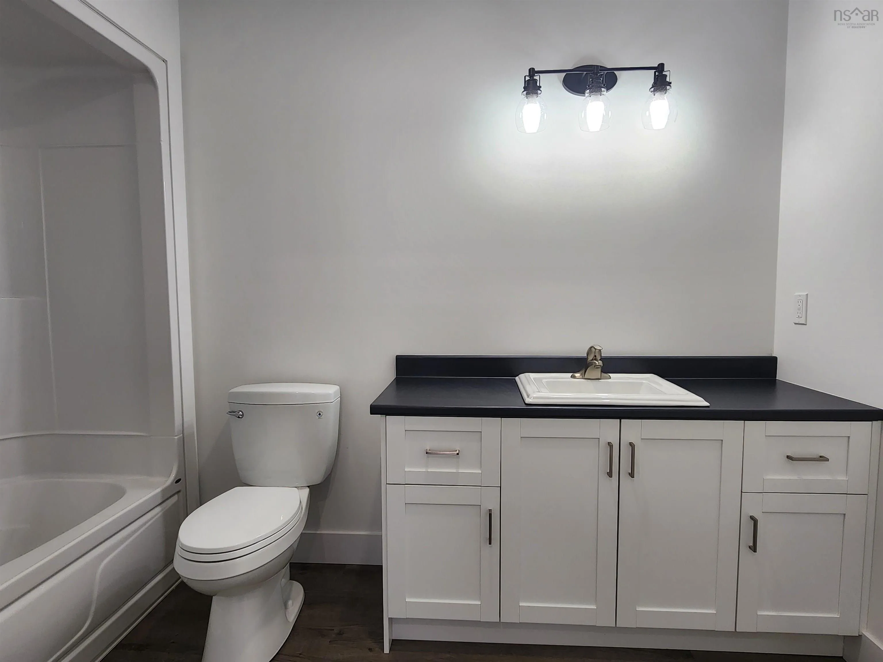 14 Abbey Road, Garlands Crossing, NS B0N 2T0, 2 Bedrooms Bedrooms, ,2 BathroomsBathrooms,Residential,For Sale,Abbey,202522120