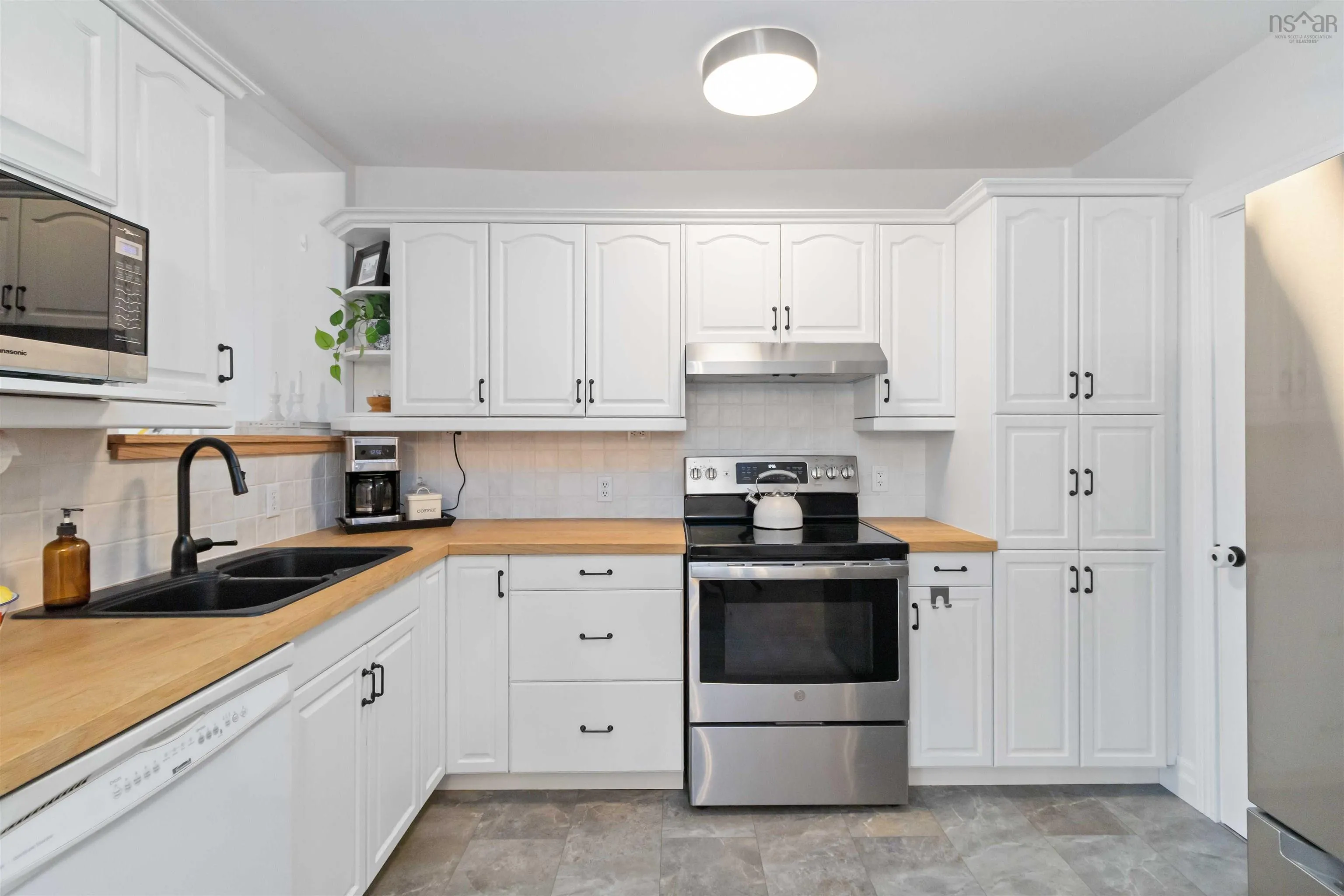5547 Cabot Place, Halifax, NS B3K 2J6, 3 Bedrooms Bedrooms, ,1 BathroomBathrooms,Residential,For Sale,Cabot,202521751