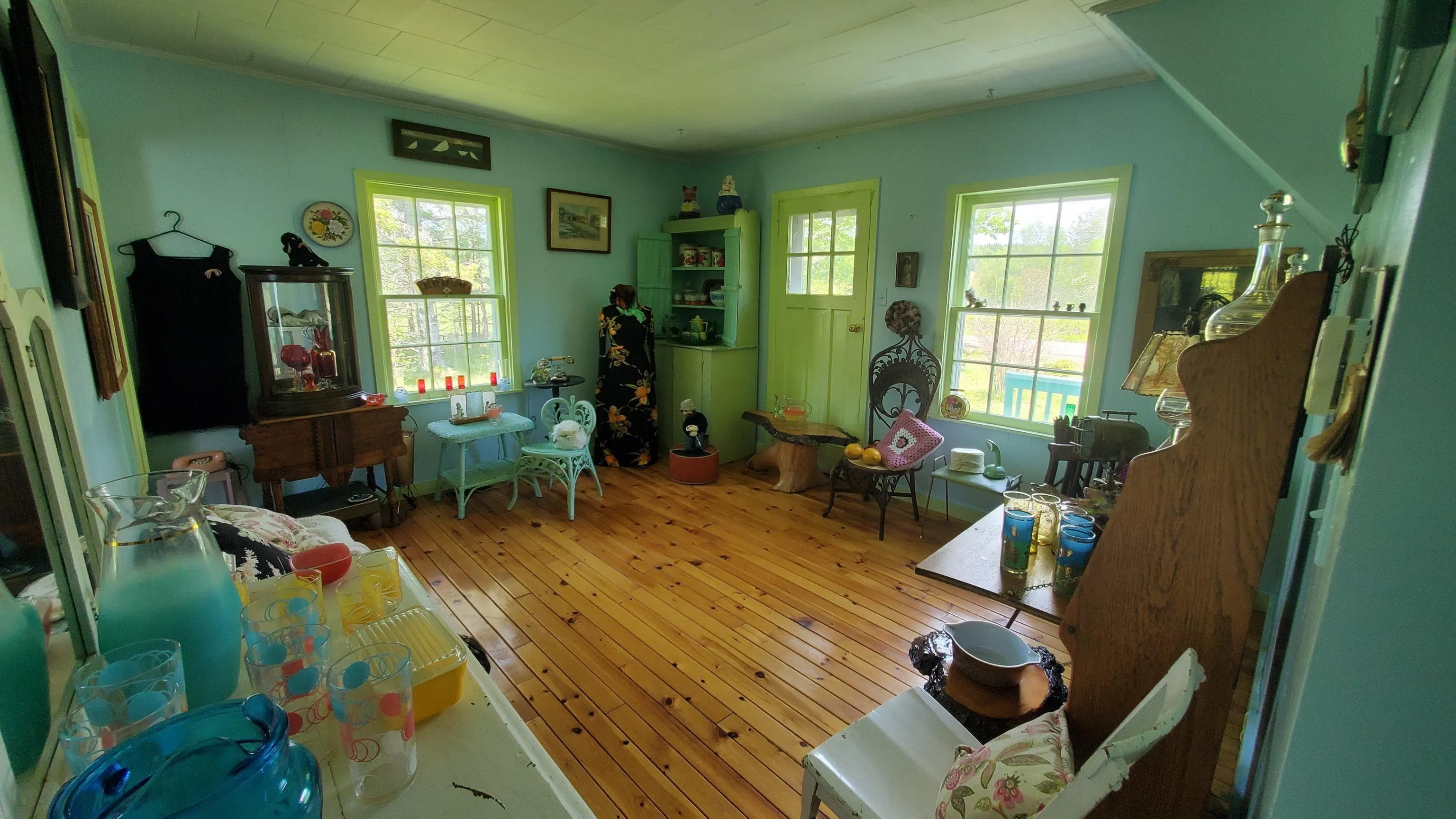 147 Mill Street, Parrsboro, NS B0M 1S0, 2 Bedrooms Bedrooms, ,1 BathroomBathrooms,Residential,For Sale,Mill,202513167