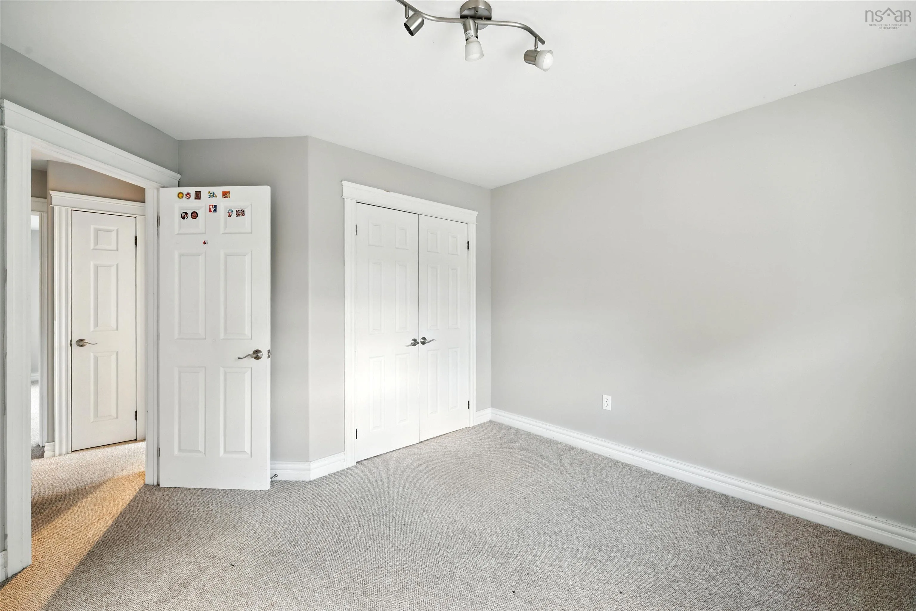 256 Highland Avenue, Windsor, NS B0N 2T0, 4 Bedrooms Bedrooms, ,4 BathroomsBathrooms,Residential,For Sale,Highland,202521107