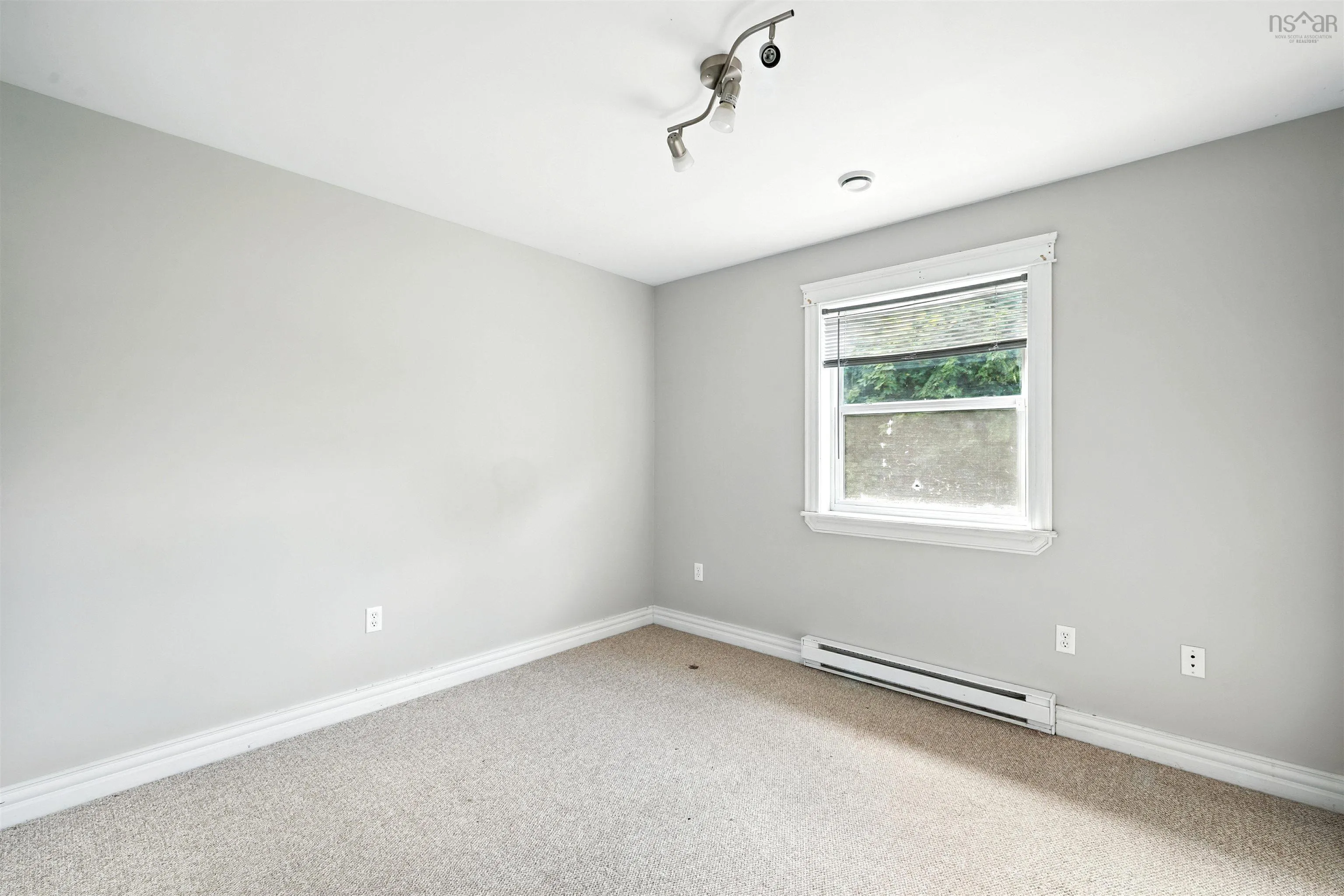 256 Highland Avenue, Windsor, NS B0N 2T0, 4 Bedrooms Bedrooms, ,4 BathroomsBathrooms,Residential,For Sale,Highland,202521107