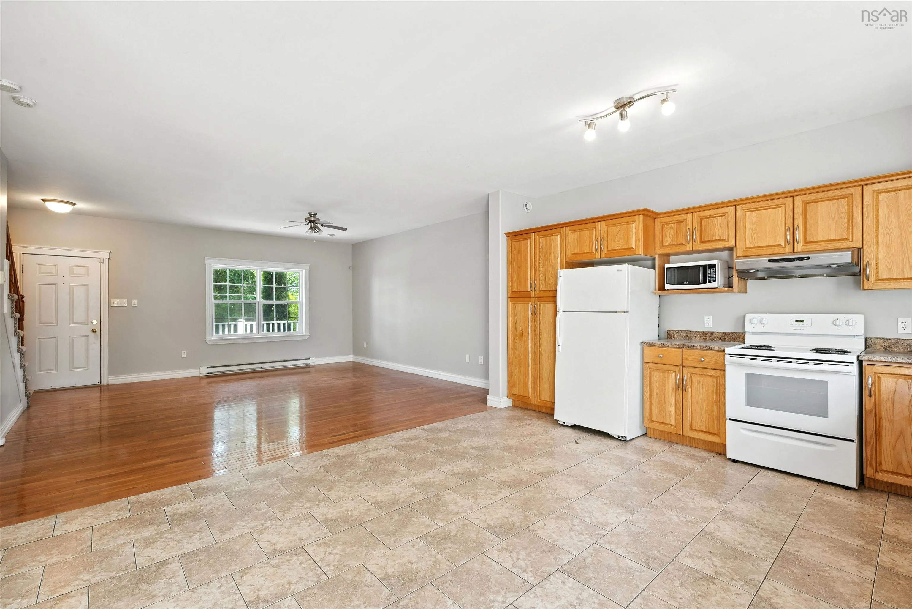 256 Highland Avenue, Windsor, NS B0N 2T0, 4 Bedrooms Bedrooms, ,4 BathroomsBathrooms,Residential,For Sale,Highland,202521107
