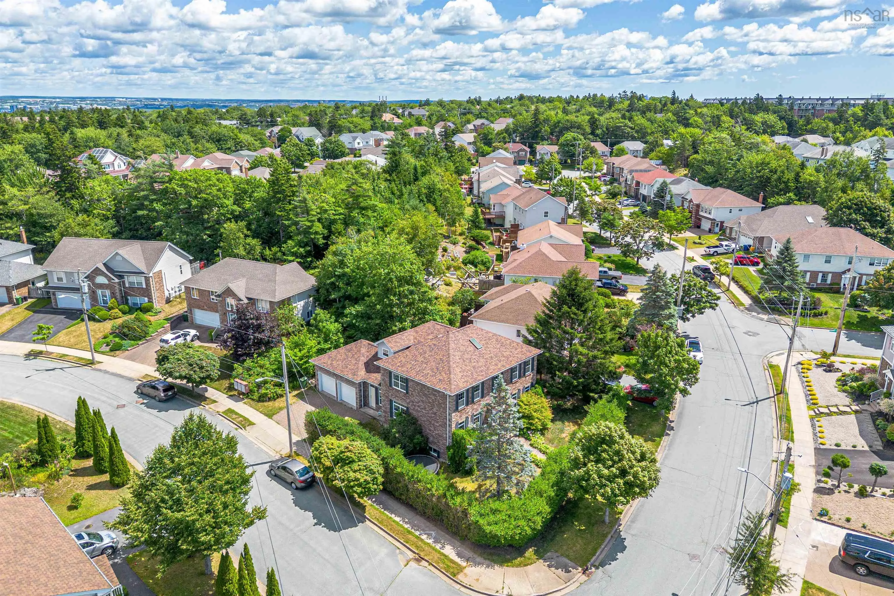 23 Lancaster Drive, Clayton Park, NS B3S 1E7, 5 Bedrooms Bedrooms, ,4 BathroomsBathrooms,Residential,For Sale,Lancaster,202518577