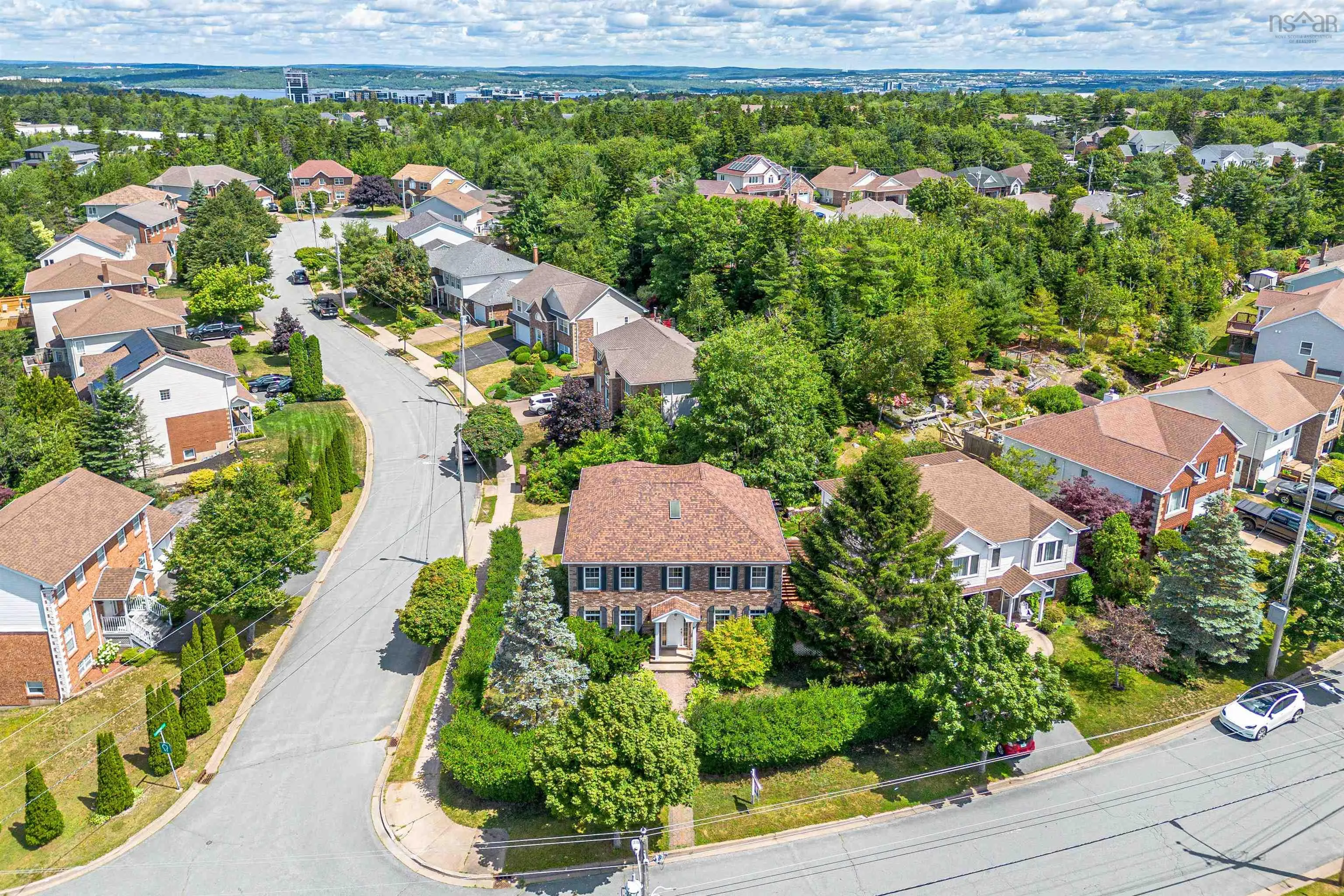 23 Lancaster Drive, Clayton Park, NS B3S 1E7, 5 Bedrooms Bedrooms, ,4 BathroomsBathrooms,Residential,For Sale,Lancaster,202518577