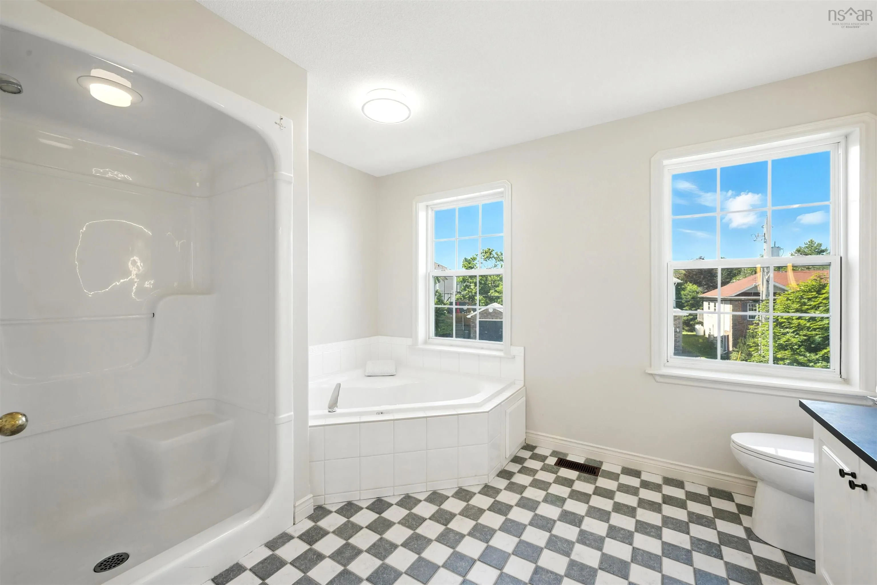 23 Lancaster Drive, Clayton Park, NS B3S 1E7, 5 Bedrooms Bedrooms, ,4 BathroomsBathrooms,Residential,For Sale,Lancaster,202518577