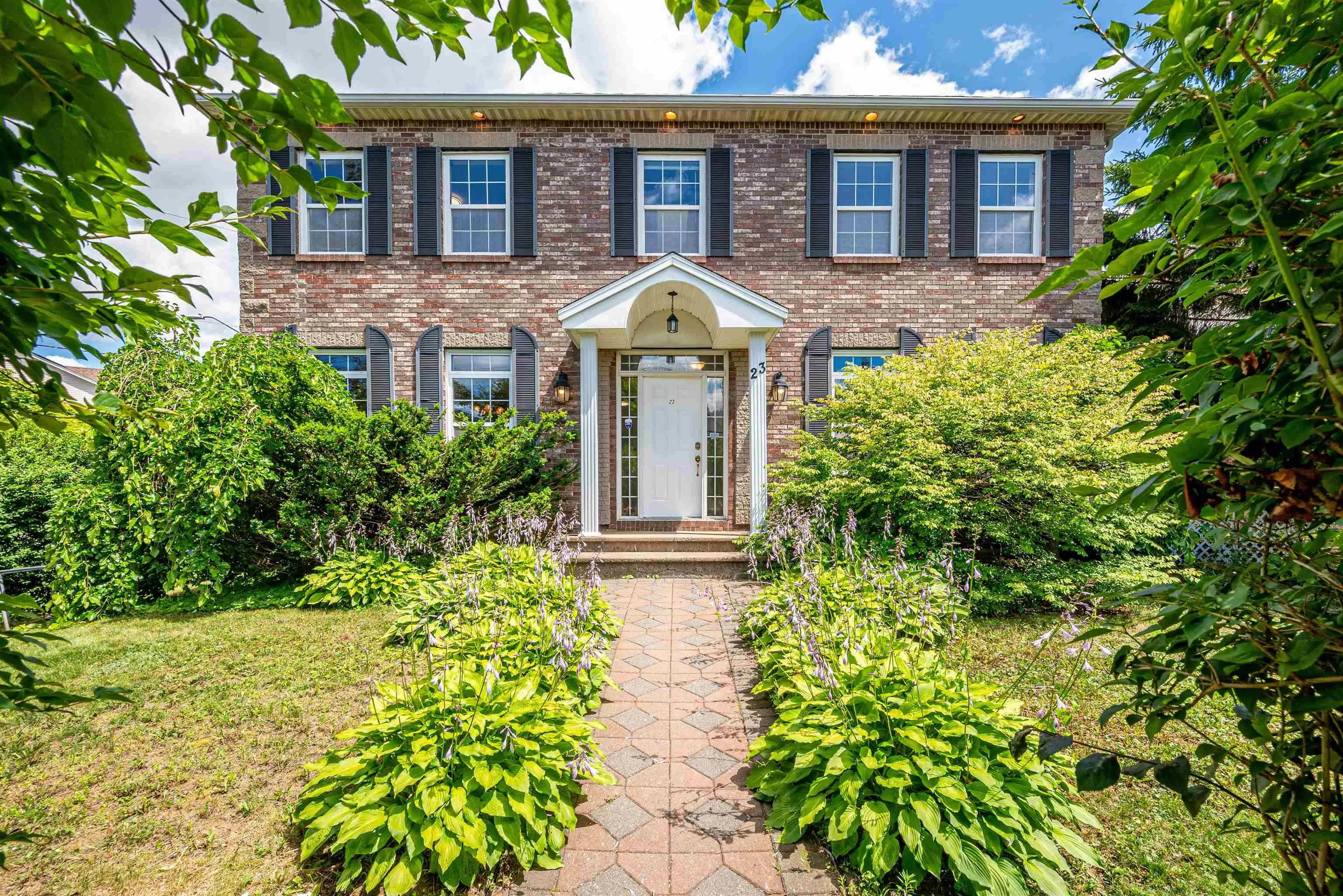 23 Lancaster Drive, Clayton Park, NS B3S 1E7, 5 Bedrooms Bedrooms, ,4 BathroomsBathrooms,Residential,For Sale,Lancaster,202518577