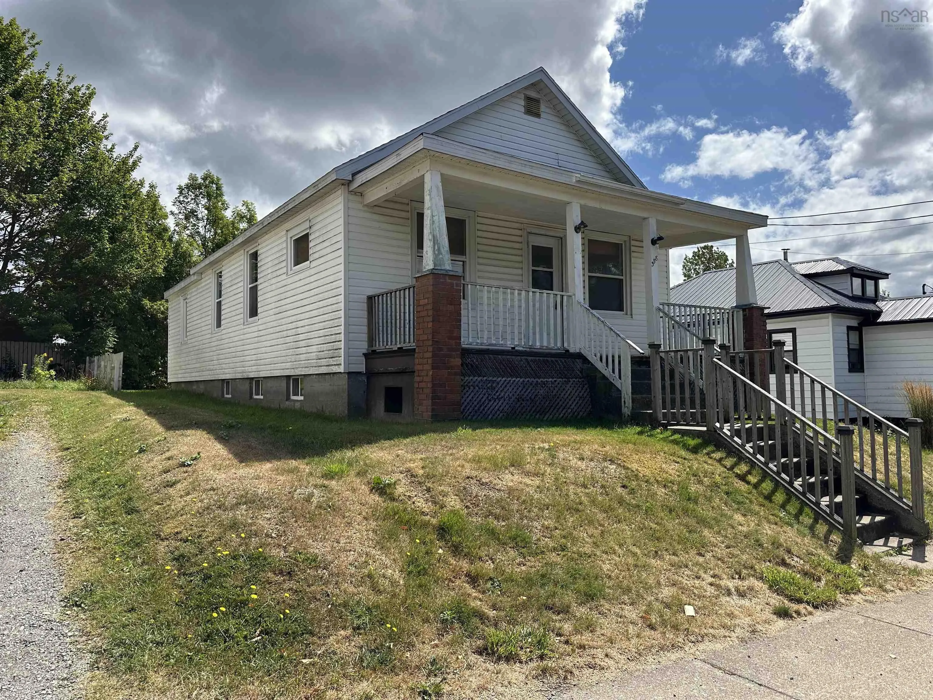 358 Royal Avenue, Sydney, NS B1P 4N5, 3 Bedrooms Bedrooms, ,1 BathroomBathrooms,Residential,For Sale,Royal,202521090