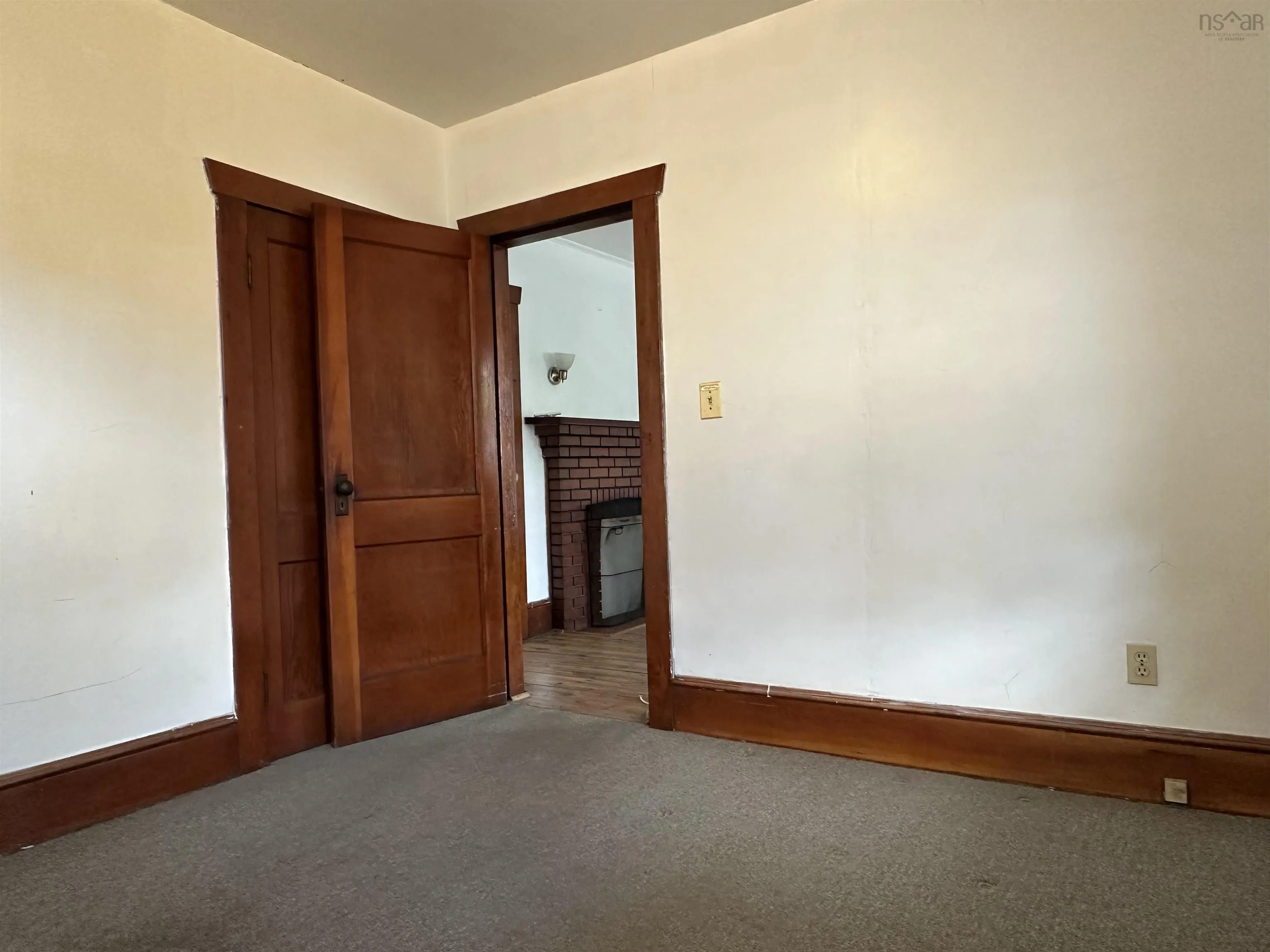 358 Royal Avenue, Sydney, NS B1P 4N5, 3 Bedrooms Bedrooms, ,1 BathroomBathrooms,Residential,For Sale,Royal,202521090