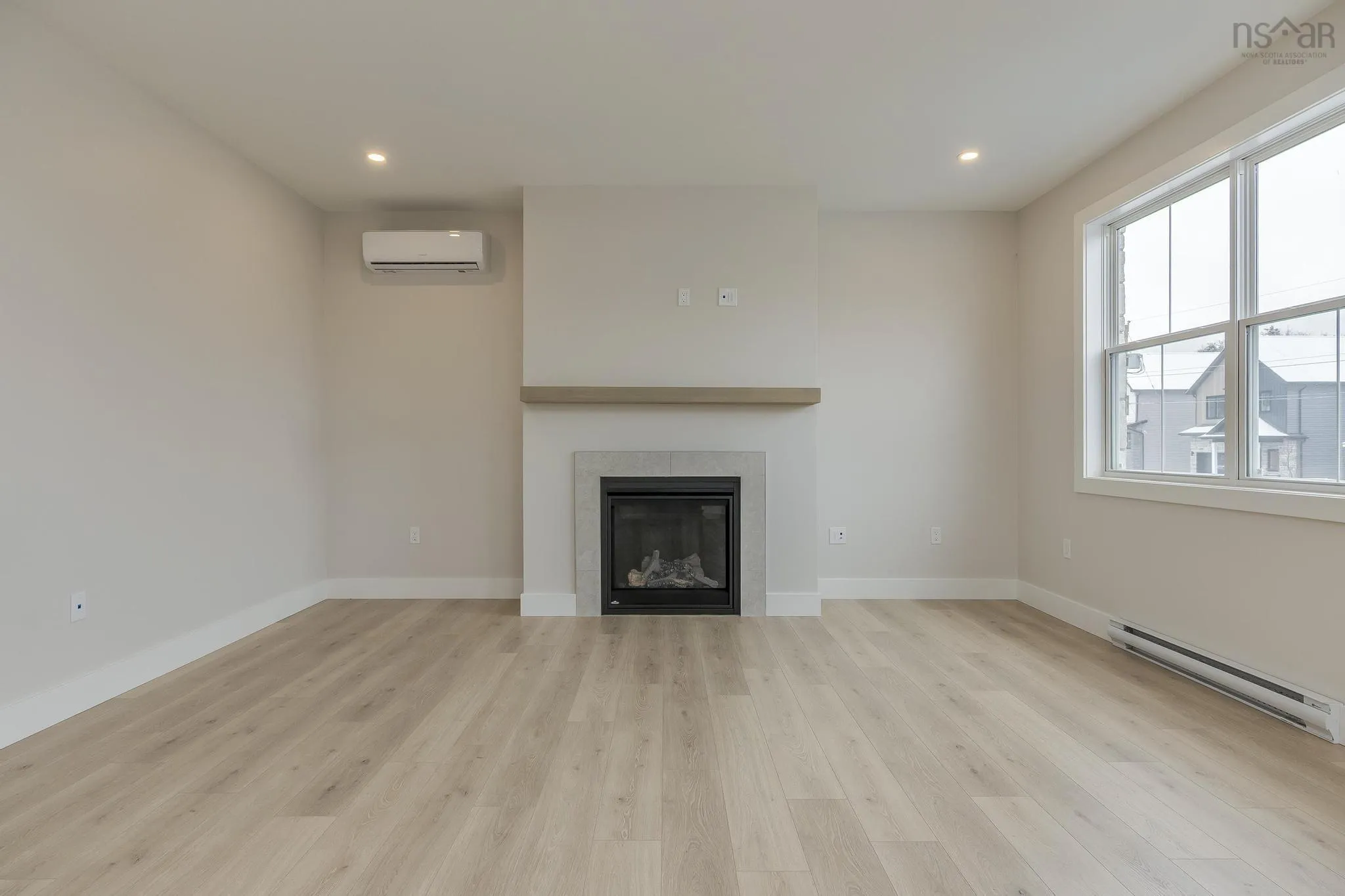 34 Pearlgarden Close, Dartmouth Ns B2x 2e8, 3 Bedrooms Bedrooms, ,4 BathroomsBathrooms,Residential,For Sale,Pearlgarden,202507240