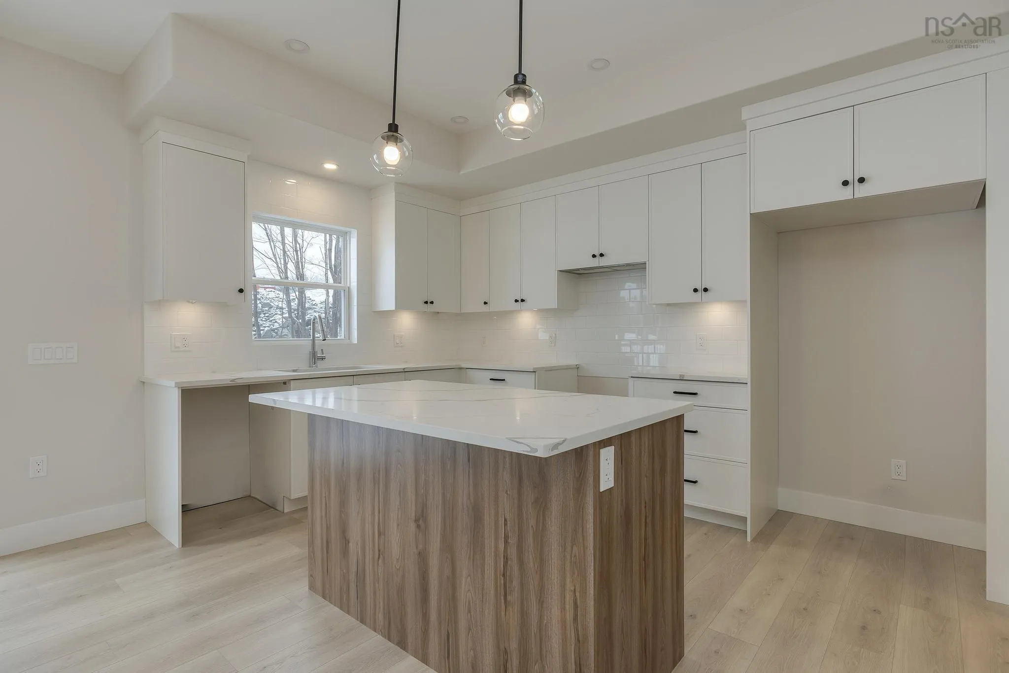 34 Pearlgarden Close, Dartmouth Ns B2x 2e8, 3 Bedrooms Bedrooms, ,4 BathroomsBathrooms,Residential,For Sale,Pearlgarden,202507240