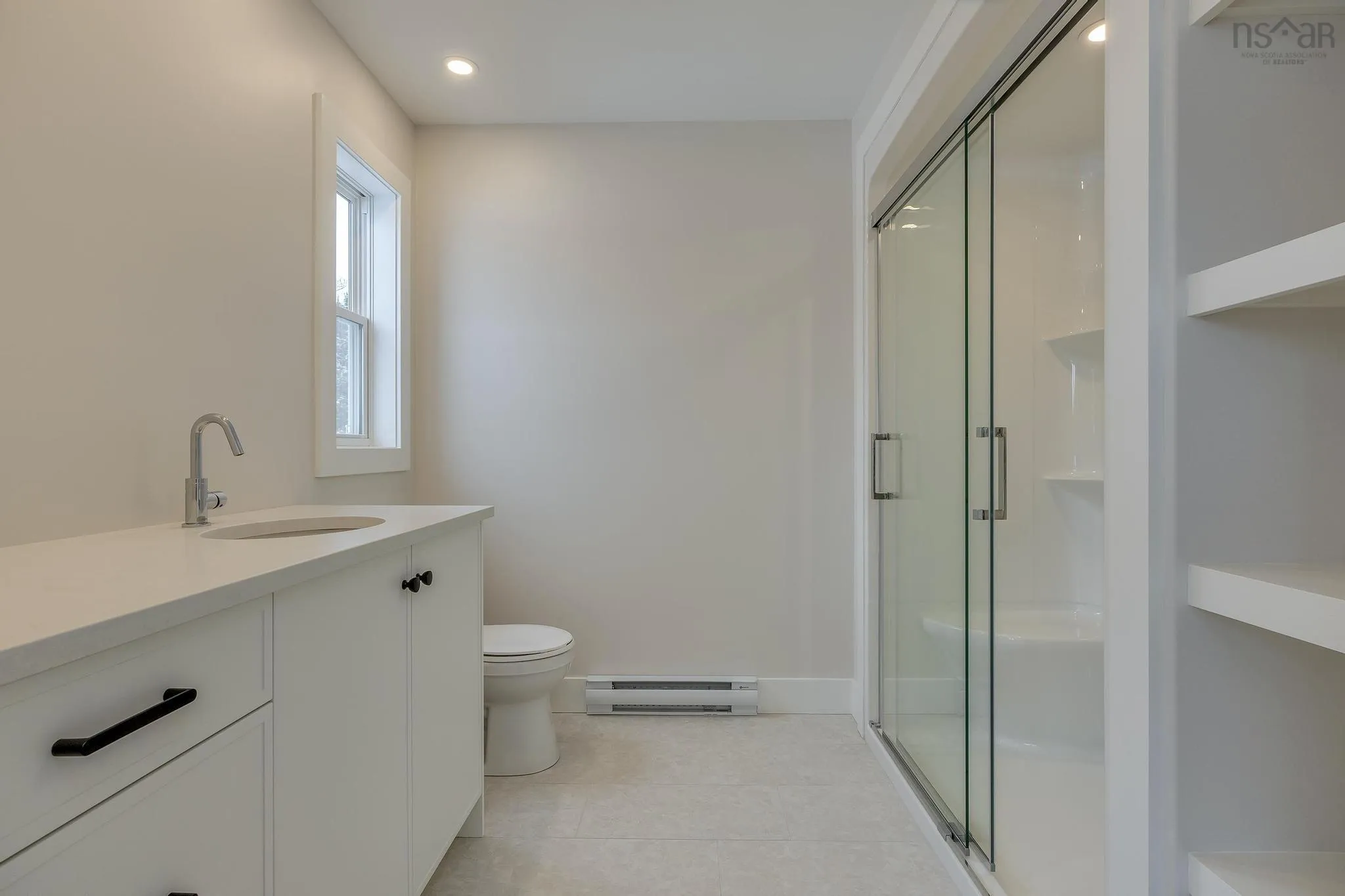 34 Pearlgarden Close, Dartmouth Ns B2x 2e8, 3 Bedrooms Bedrooms, ,4 BathroomsBathrooms,Residential,For Sale,Pearlgarden,202507240