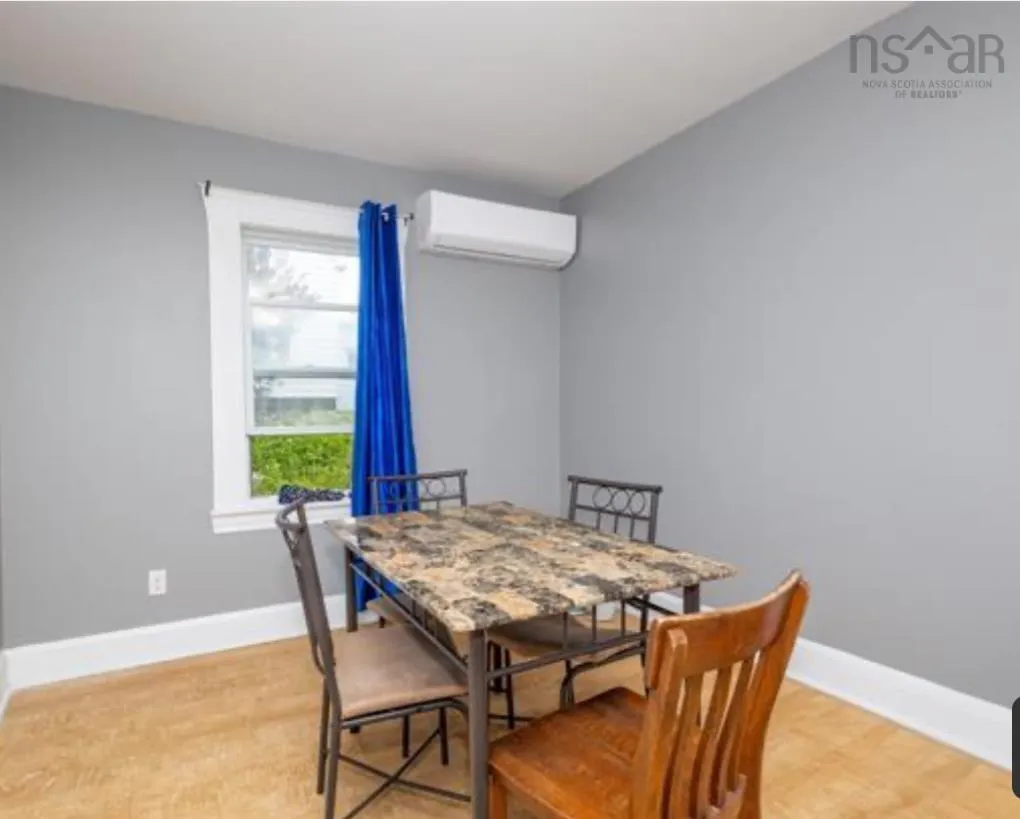 14 Mcdougall Street, Glace Bay, NS B1A 3E7, 4 Bedrooms Bedrooms, ,2 BathroomsBathrooms,Residential,For Sale,Mcdougall,202516715
