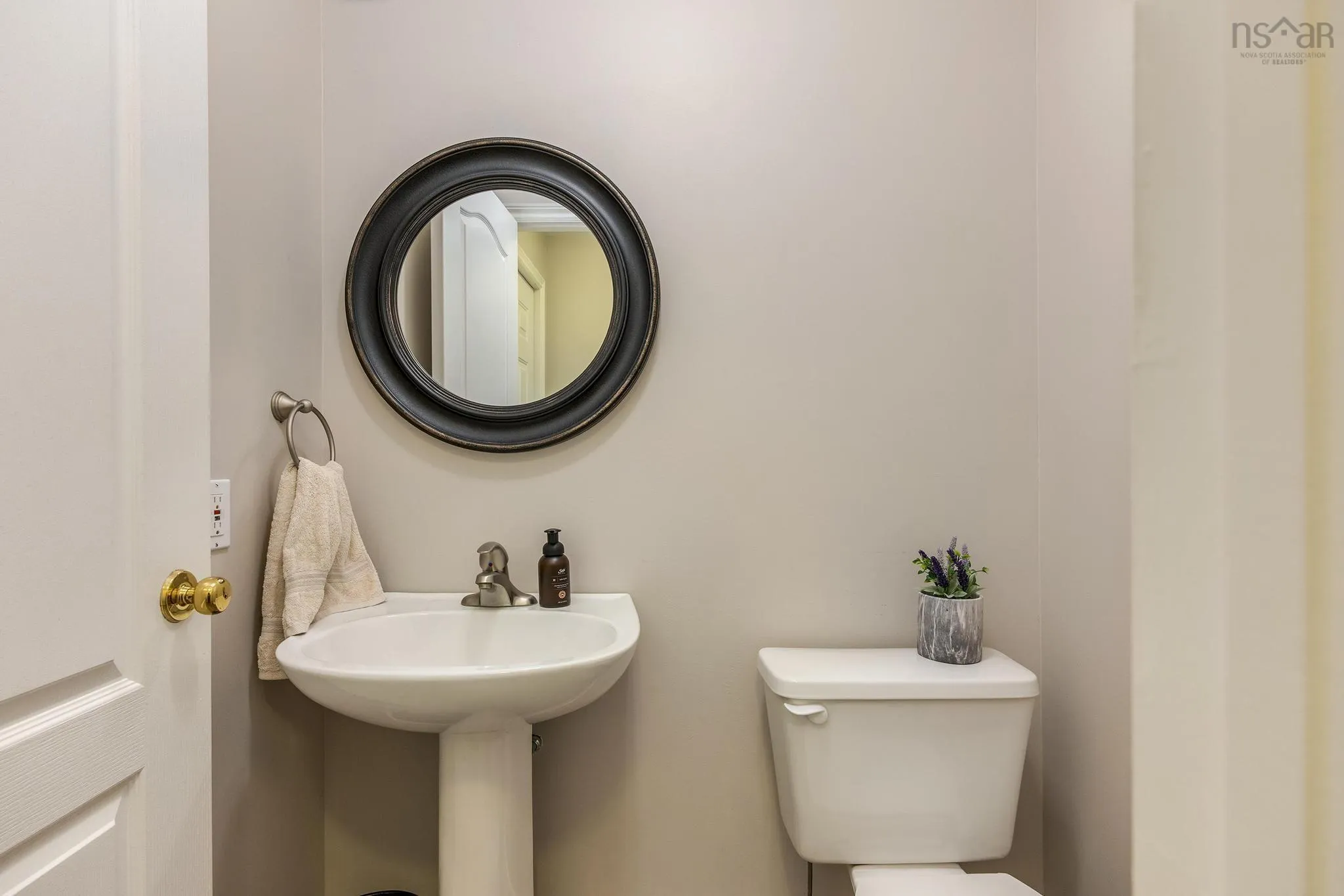 102 Portland Estates Boulevard W, Woodlawn, NS B2W 6E5, 4 Bedrooms Bedrooms, ,3 BathroomsBathrooms,Residential,For Sale,Portland Estates,202521467