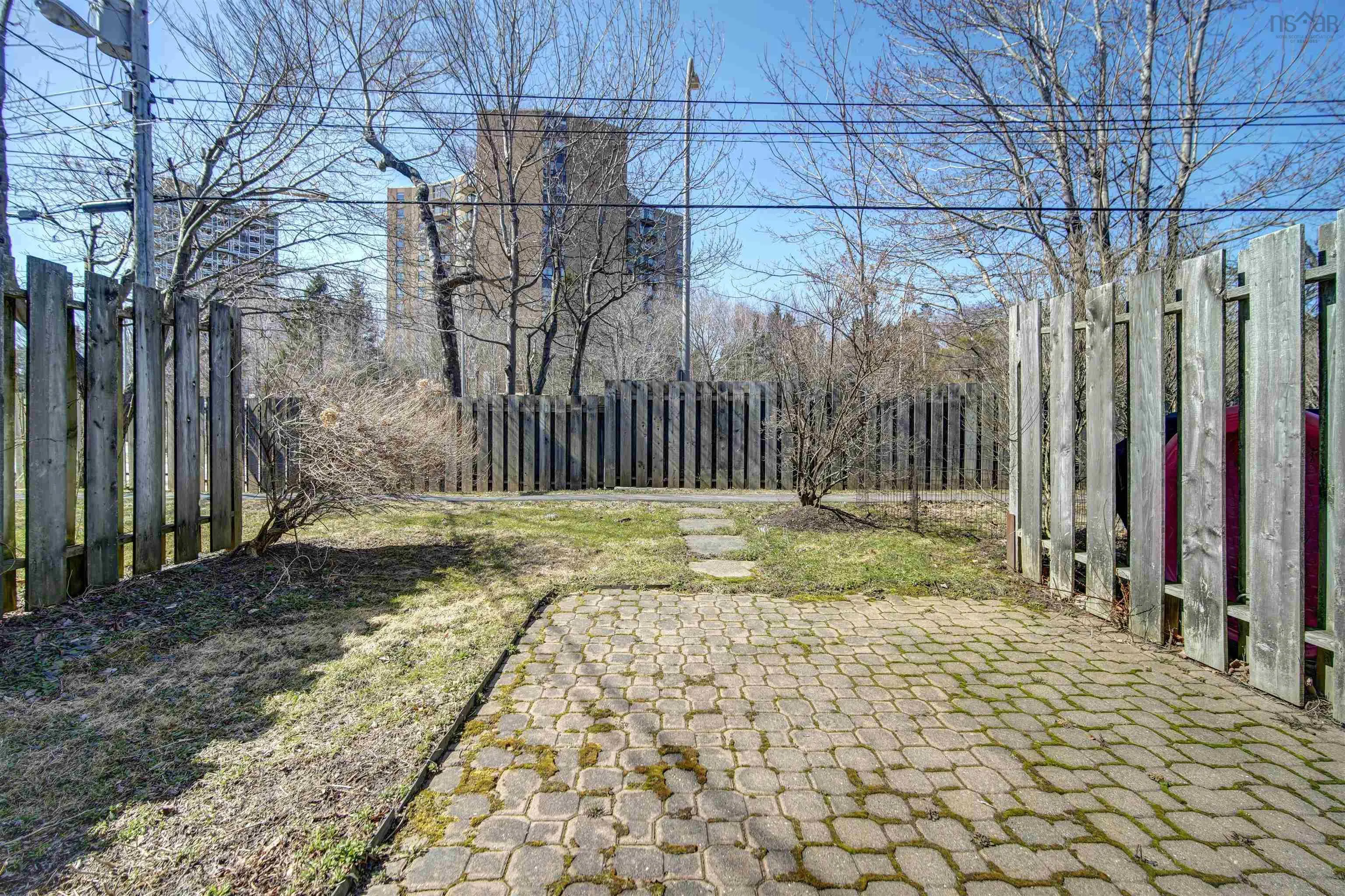112 Forestside Crescent, Halifax Ns B3m 1m4, 3 Bedrooms Bedrooms, ,2 BathroomsBathrooms,Residential,For Sale,Forestside,202507920