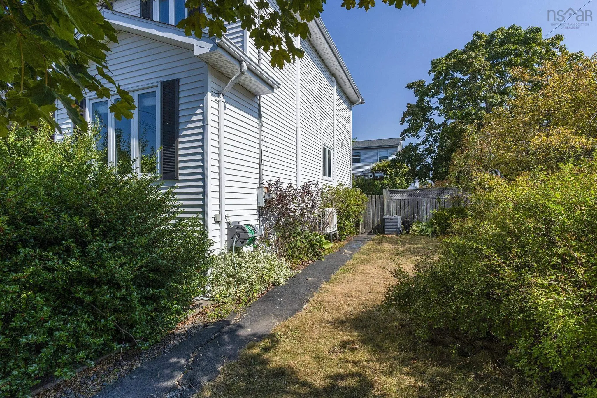 18 Anahid Court, Bedford, NS B4A 3X2, 3 Bedrooms Bedrooms, ,3 BathroomsBathrooms,Residential,For Sale,Anahid,202520547