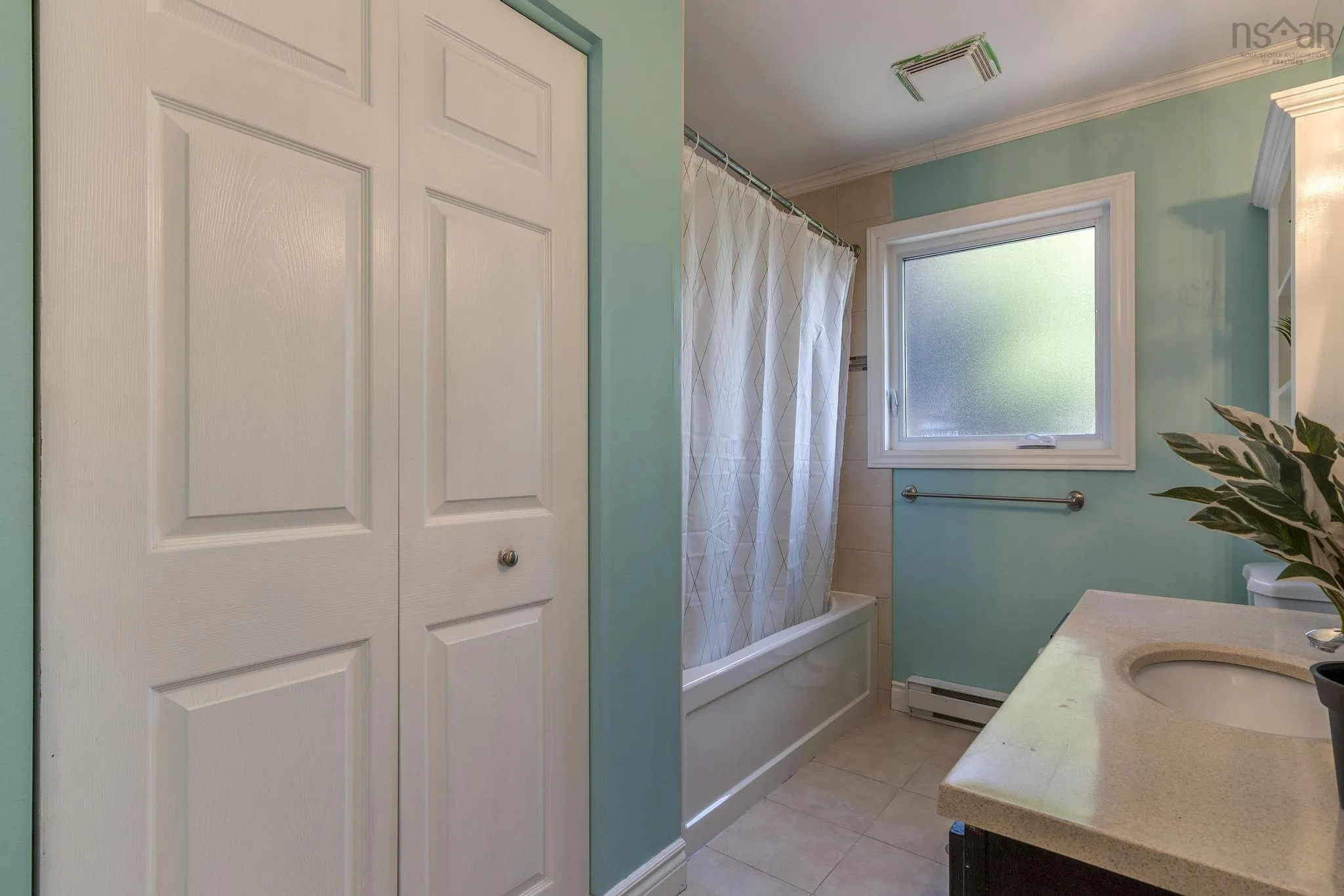 18 Anahid Court, Bedford, NS B4A 3X2, 3 Bedrooms Bedrooms, ,3 BathroomsBathrooms,Residential,For Sale,Anahid,202520547