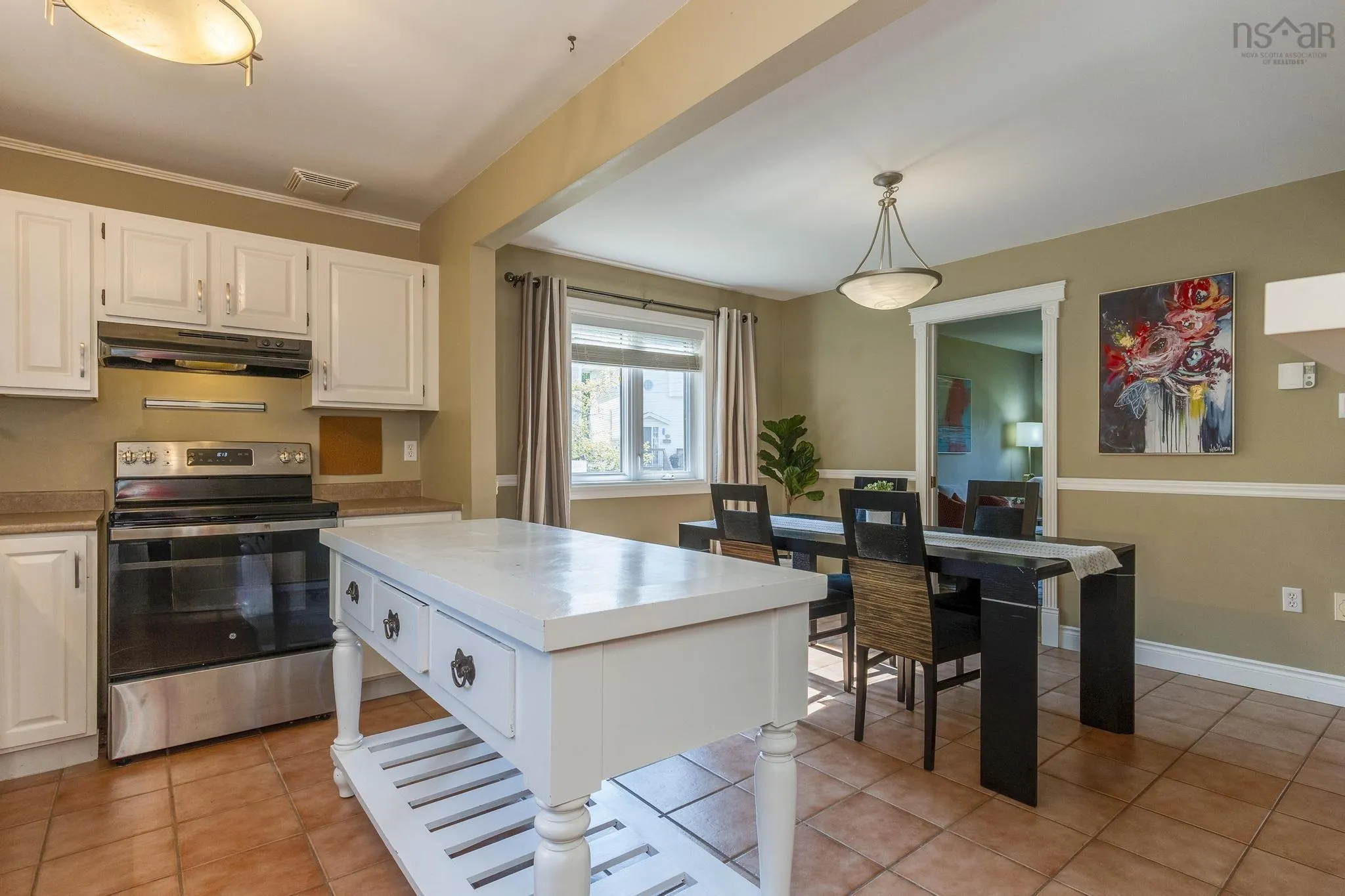 18 Anahid Court, Bedford, NS B4A 3X2, 3 Bedrooms Bedrooms, ,3 BathroomsBathrooms,Residential,For Sale,Anahid,202520547