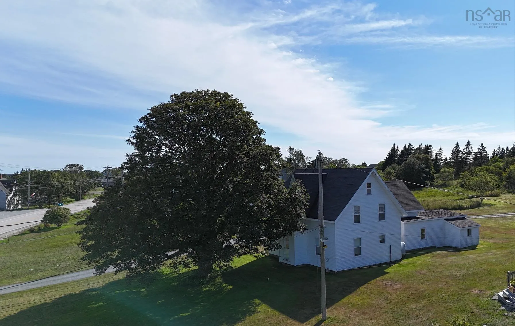 335-684 Highway 335 Highway, West Pubnico, NS B0W 3S0, 6 Bedrooms Bedrooms, ,1 BathroomBathrooms,Residential,For Sale,Highway 335,202519679
