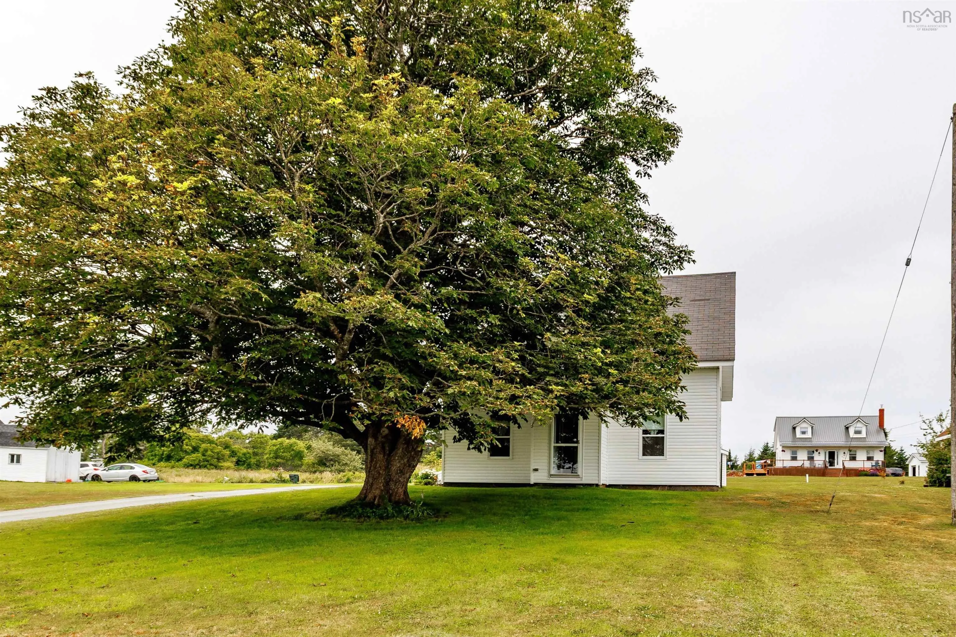 335-684 Highway 335 Highway, West Pubnico, NS B0W 3S0, 6 Bedrooms Bedrooms, ,1 BathroomBathrooms,Residential,For Sale,Highway 335,202519679